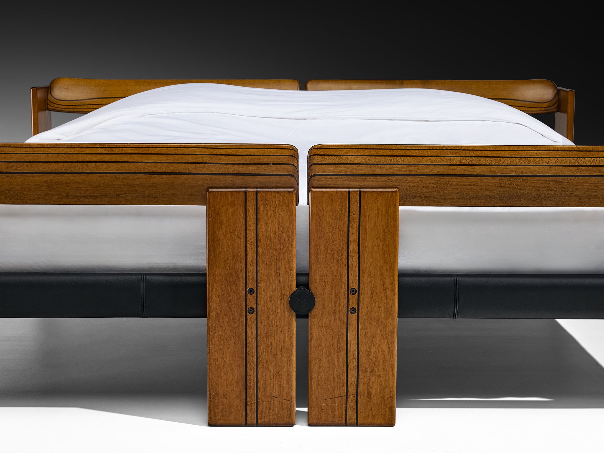 Afra & Tobia Scarpa for Maxalto Artona King Bed with Nightstands More Furniture and Collectibles Morentz