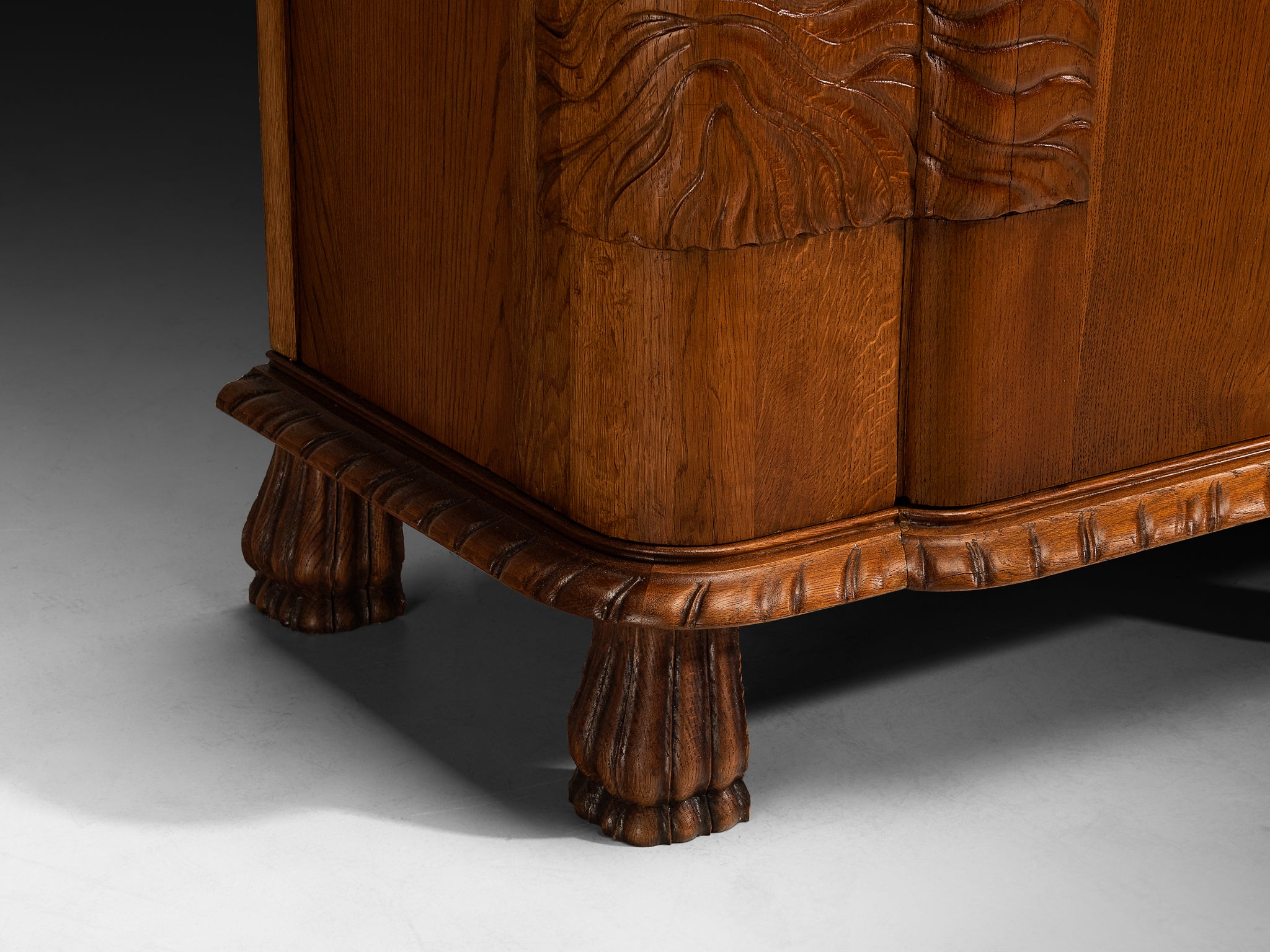 Ernesto Valabrega for Vittorio Valabrega Wardrobe in Oak Case pieces and storage cabinets Morentz