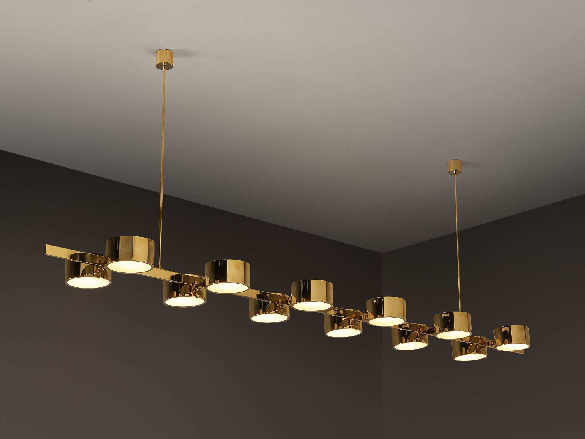 Hans-Agne Jakobsson 'T 261/12' Chandelier in Brass Lighting Morentz