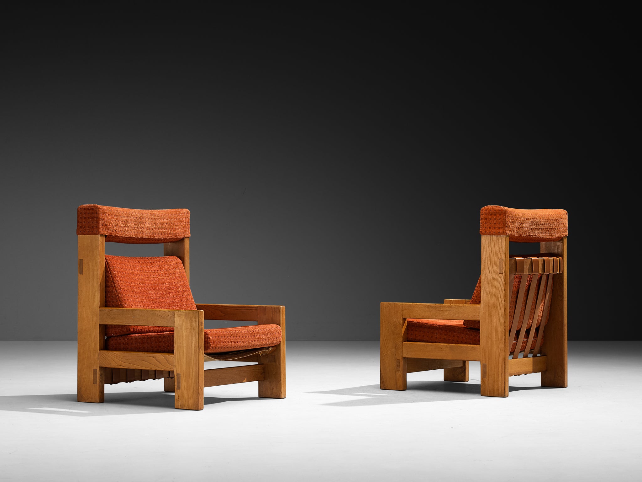 Pair of Mid-Century Modern French Lounge Chair in Solid Elm Seating Morentz