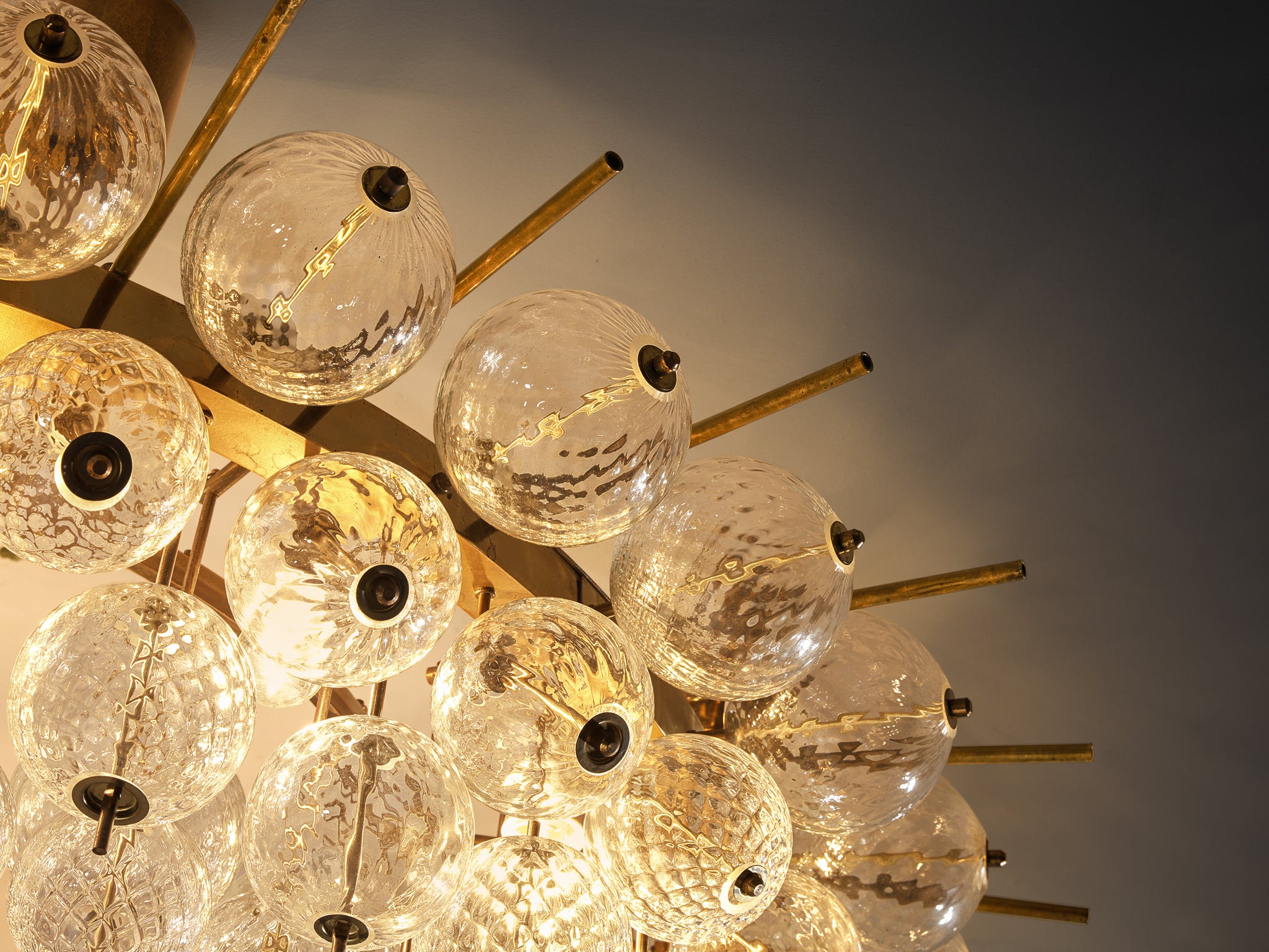 Grand Chandelier in Brass and Ribbed Glass Spheres 153cm/60in