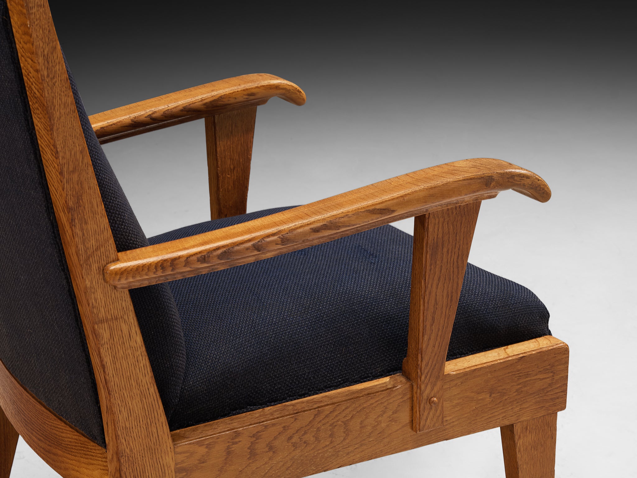 Pair of Hague School H. Pander & Zonen Lounge Chairs in Solid Oak Seating Morentz