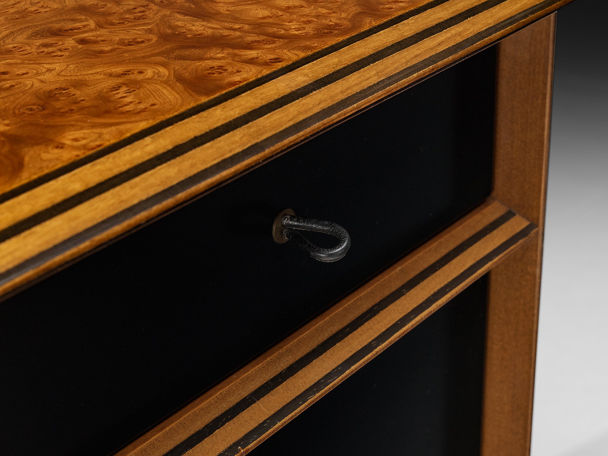 Afra & Tobia Scarpa for Maxalto 'Artona' Sideboard in Black Leather and Walnut Case pieces and storage cabinets Morentz