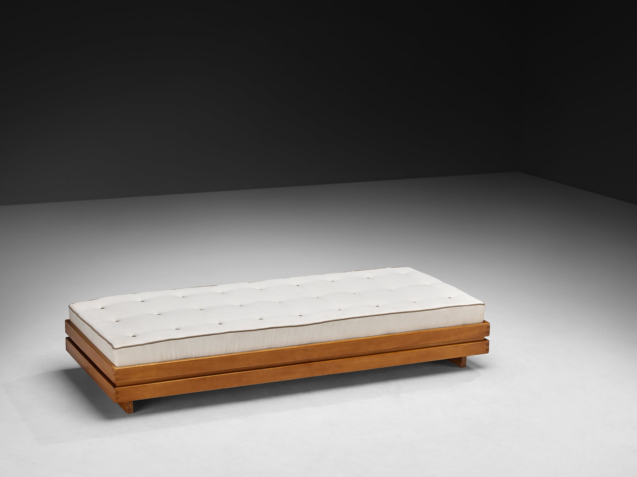 Maison Regain Daybed in Solid Elm Seating Morentz