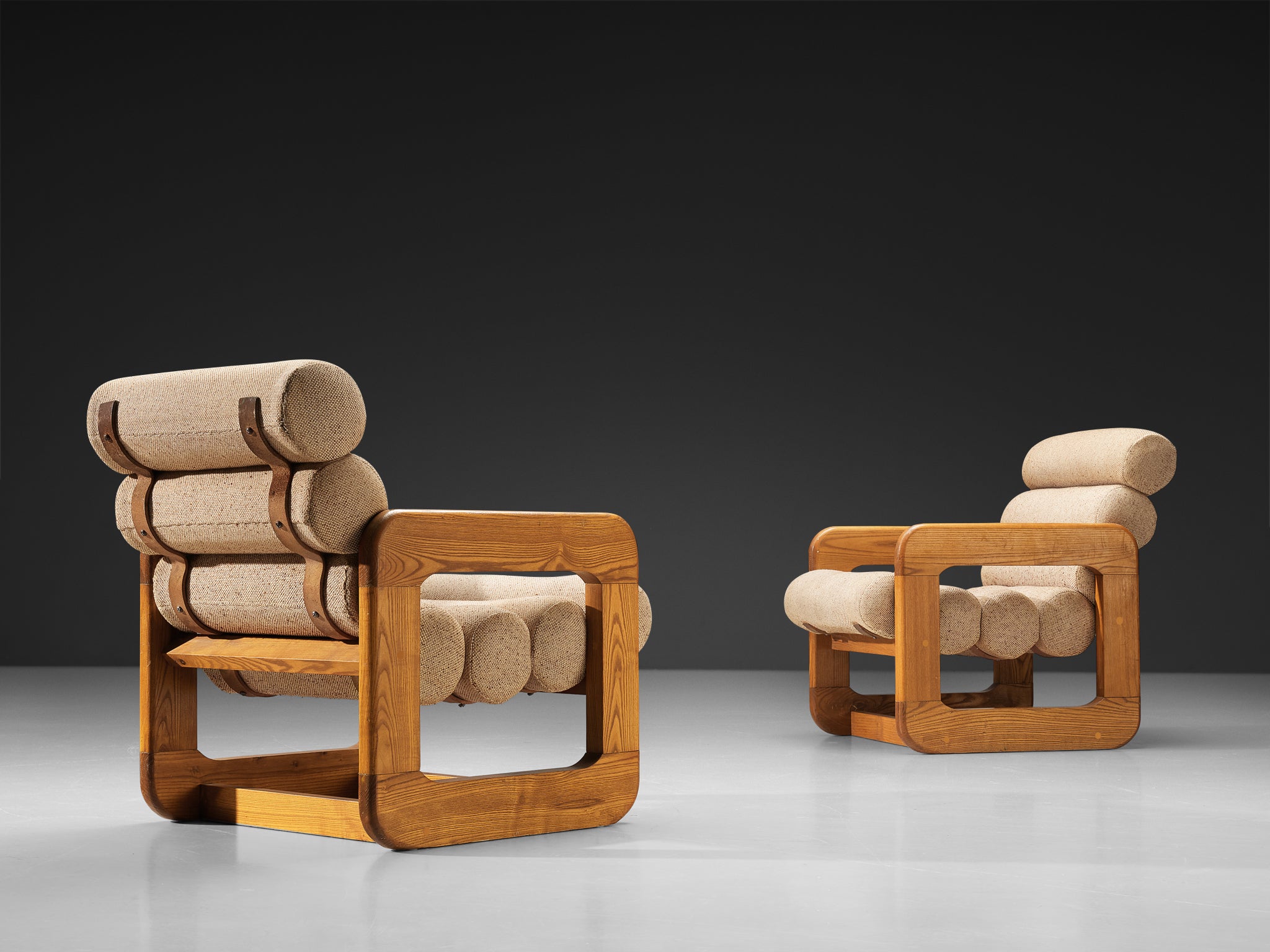 Extraordinary Lounge Chairs in Ash and Beige Upholstery Seating Morentz