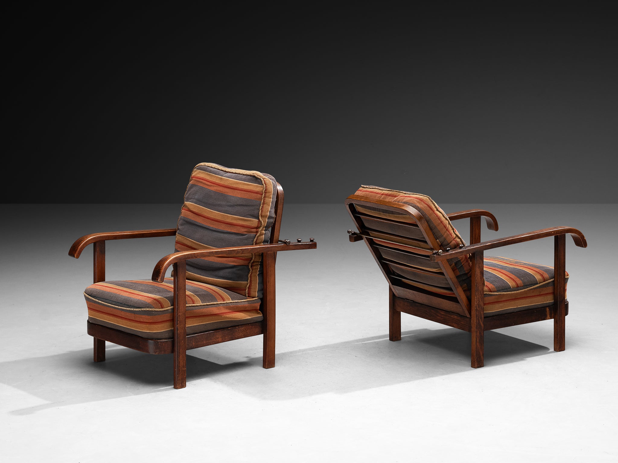 Pair of Thonet Reclining Lounge Chairs in Bentwood Seating Morentz