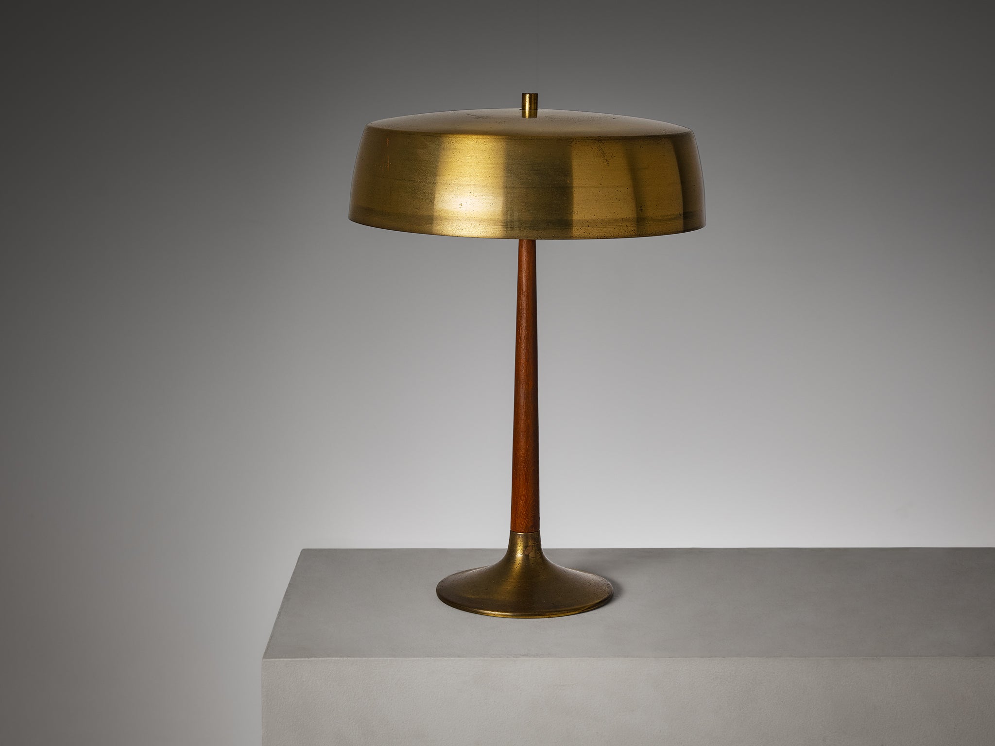 Svend Aage Holm Sørensen for Holm Sørensen & Co'4109' Table Lamp in Brass and Teak