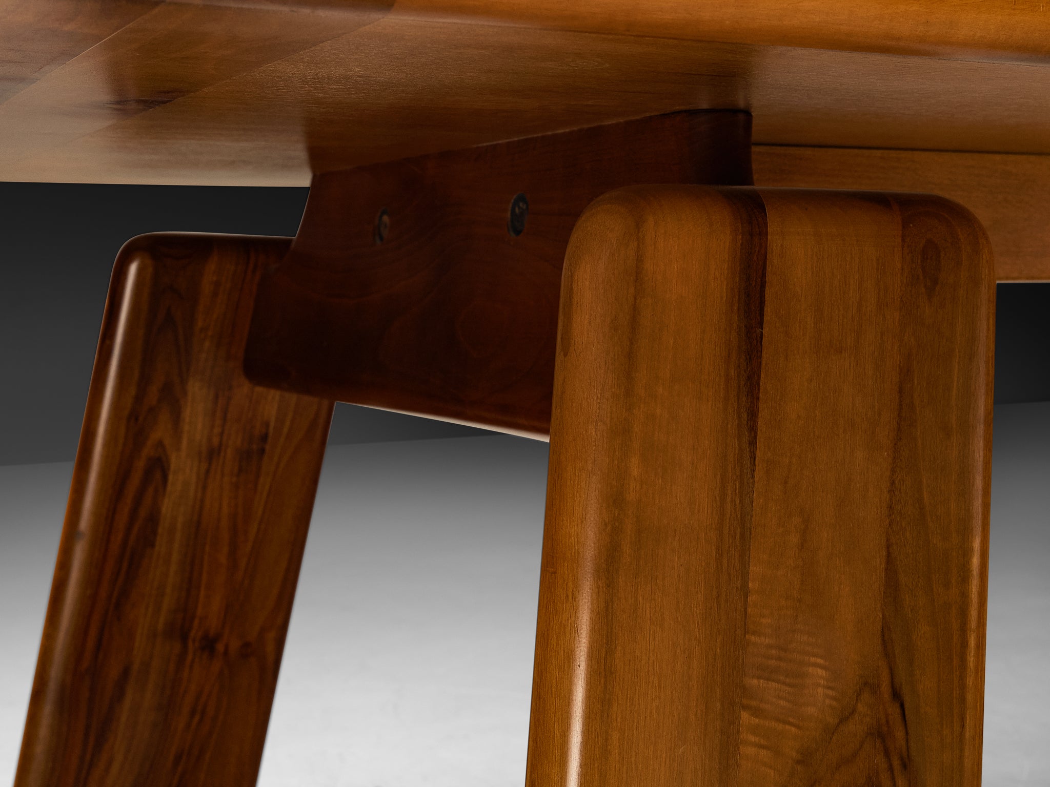 Mario Marenco for Mobil Girgi 'Sapporo' Dining Table in Walnut Tables Morentz