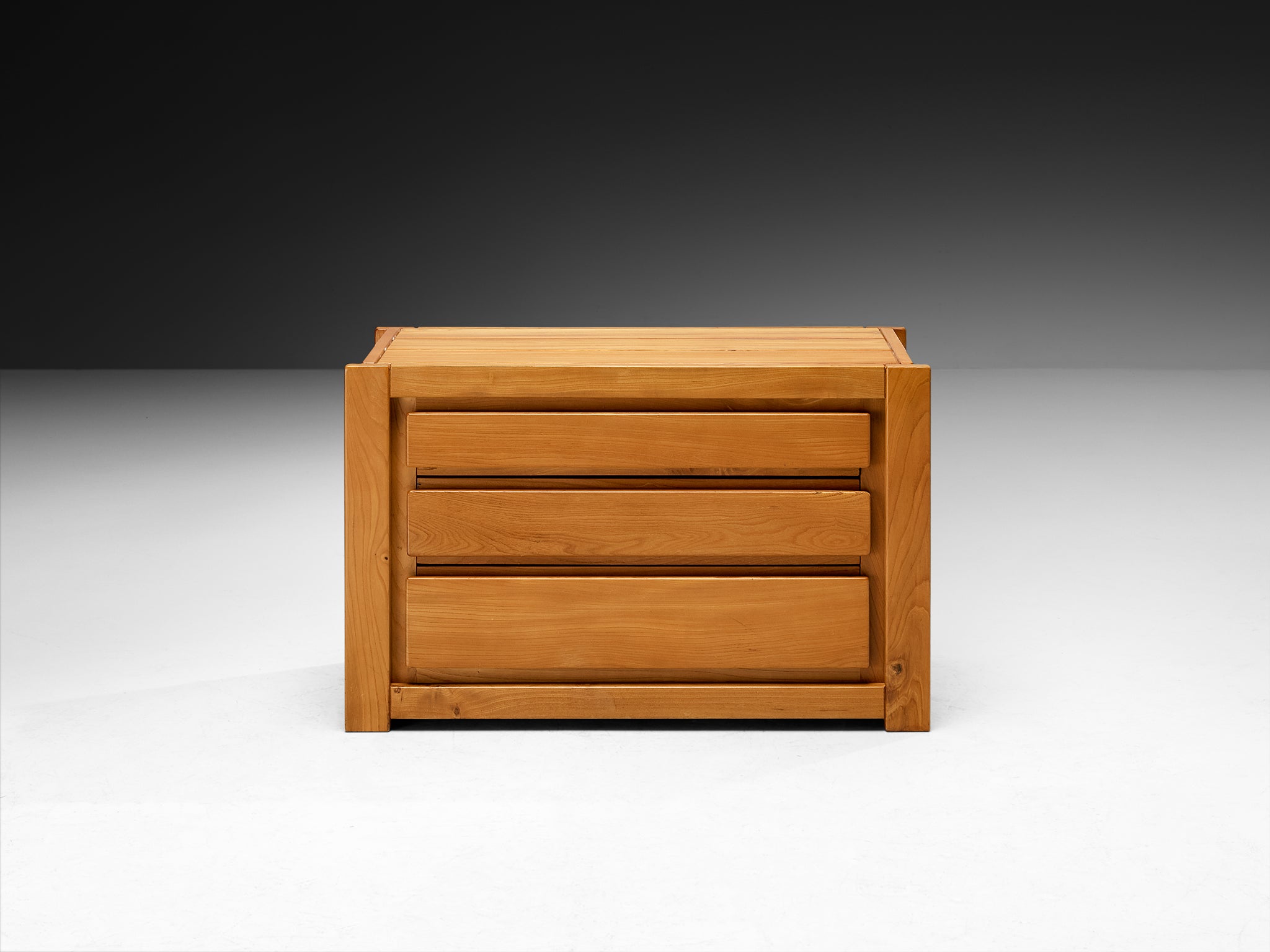 Maison Regain Chest of Drawers in Solid Elm