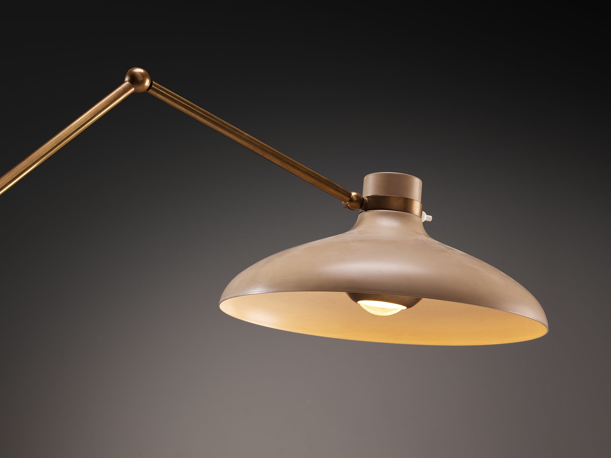 Gio Ponti for Fontana Arte ‘Parco dei Principi’ Floor Lamp with Beige Shade Lighting Morentz