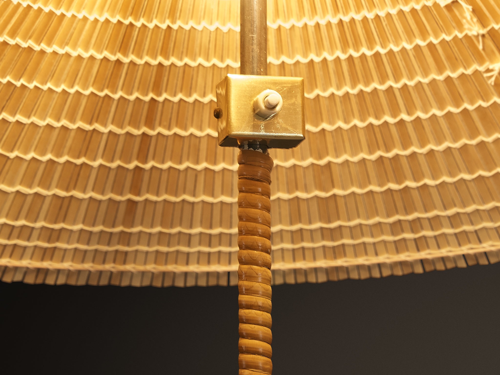 Paavo Tynell for Taito Oy '9602' Chinese Hat Floor Lamp in Cane and Brass Lighting Morentz