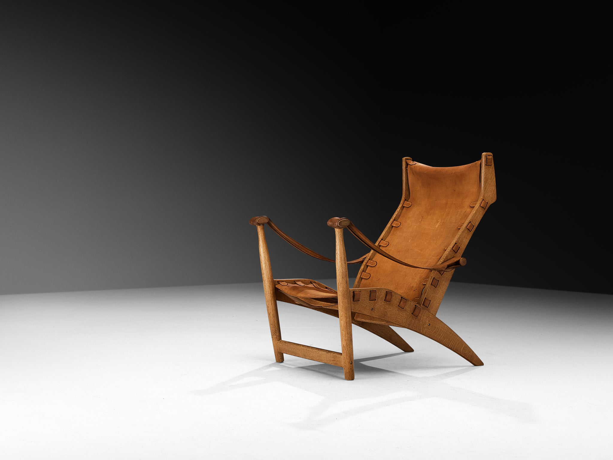 Mogens Voltelen for Niels Vodder 'Copenhagen II' Lounge Chair in Oak and Leather Seating Morentz