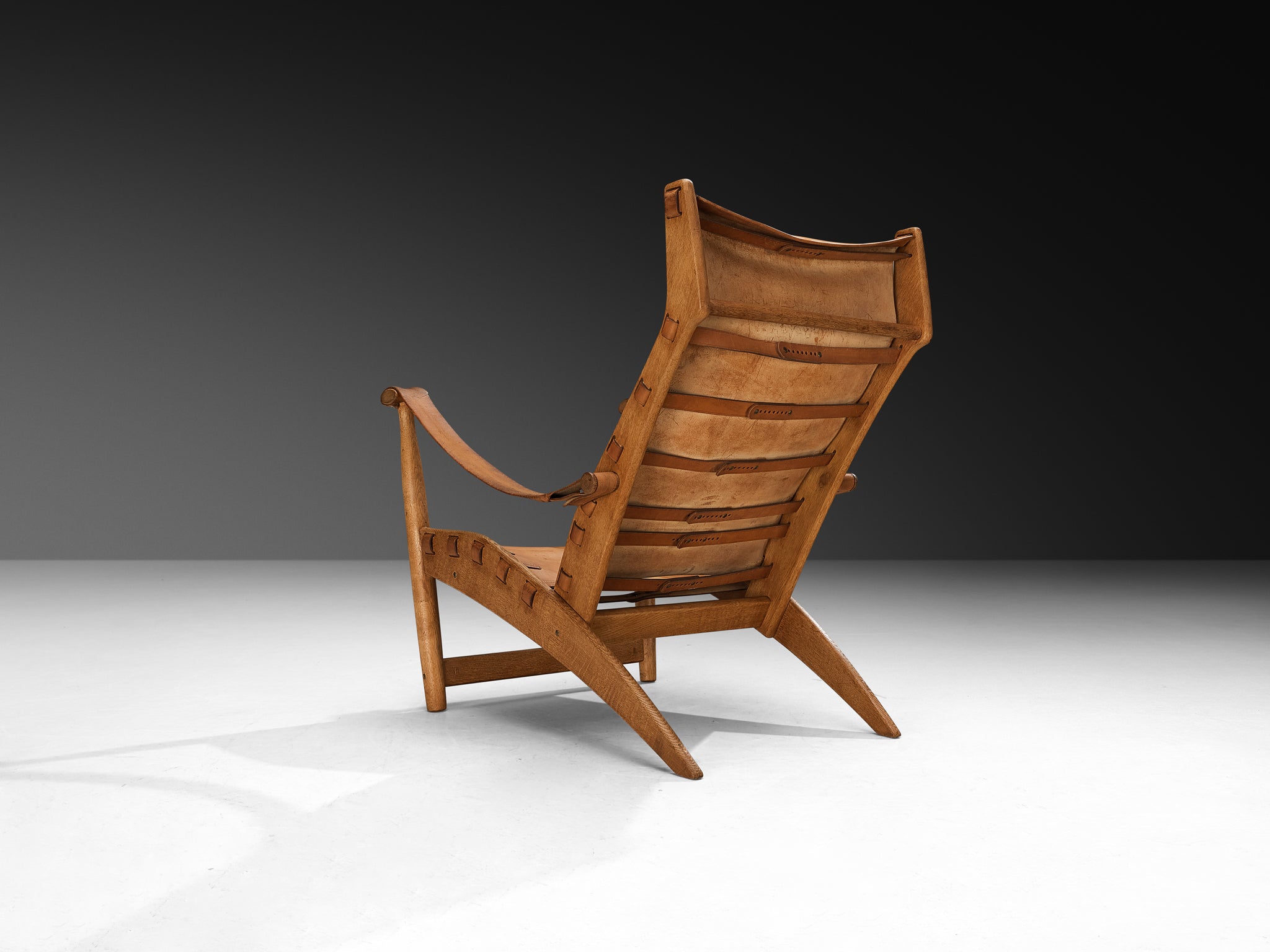 Mogens Voltelen for Niels Vodder 'Copenhagen II' Lounge Chair in Oak and Leather Seating Morentz