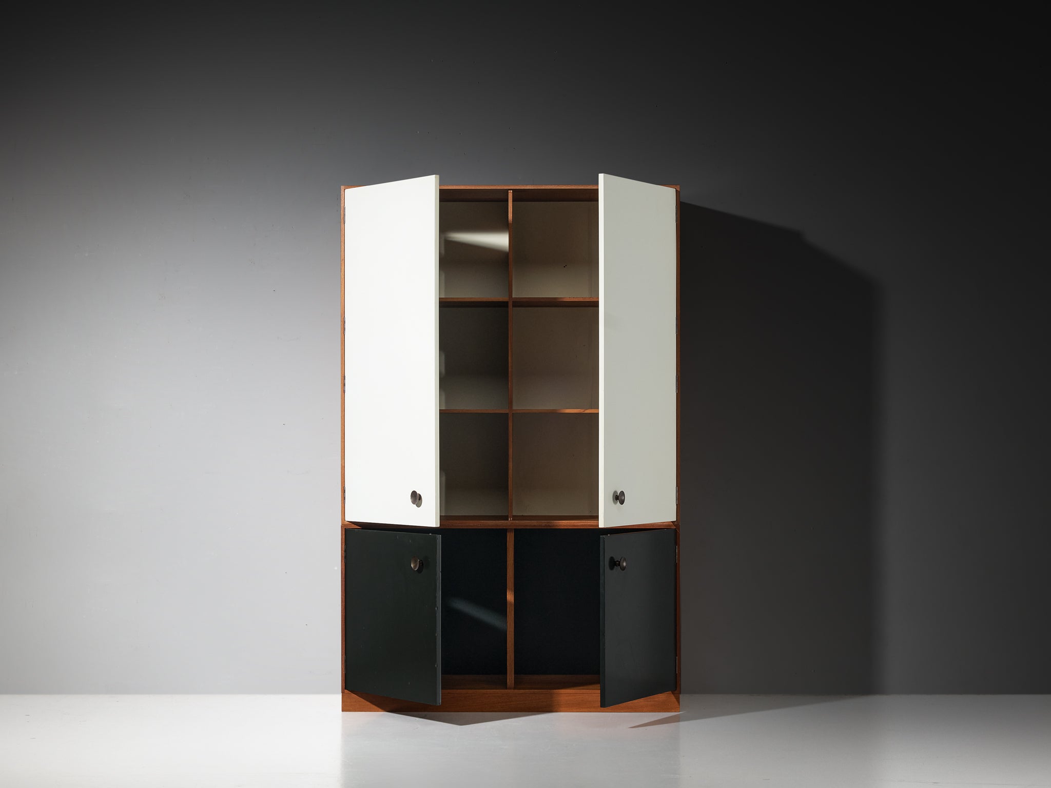 Jarl Heger for Jason Møbler Cabinet in Teak Case pieces and storage cabinets Morentz