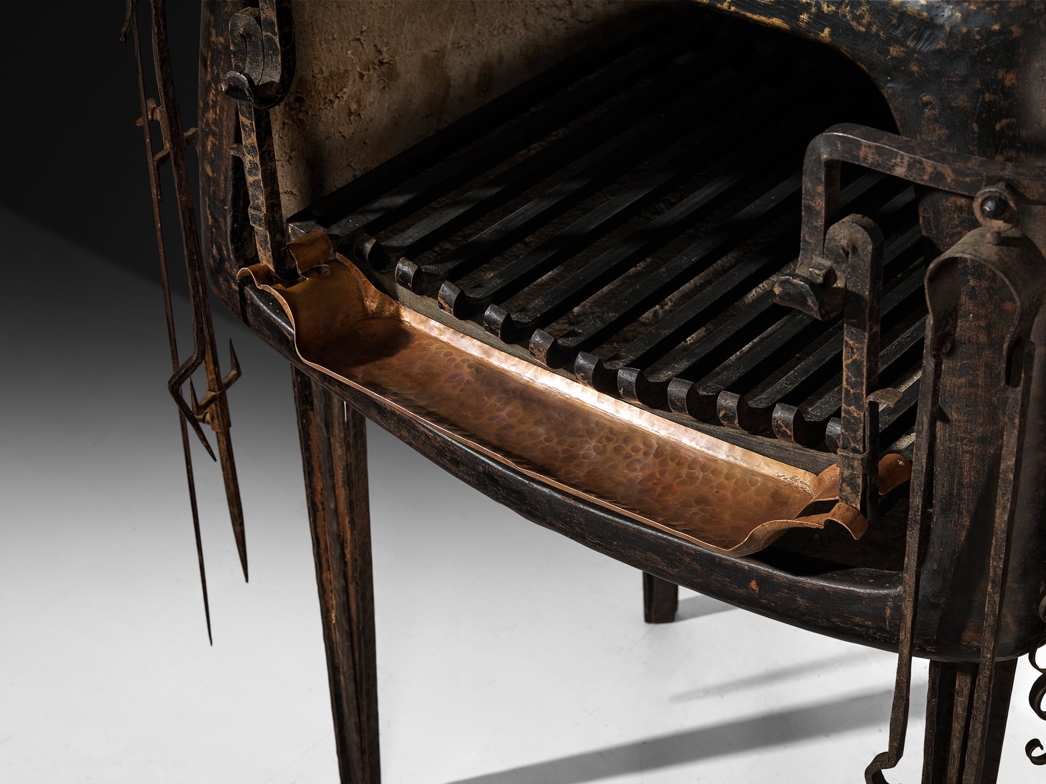 Ugo Trevisan Fireplace in Hammered Steel Building and Garden Elements Morentz