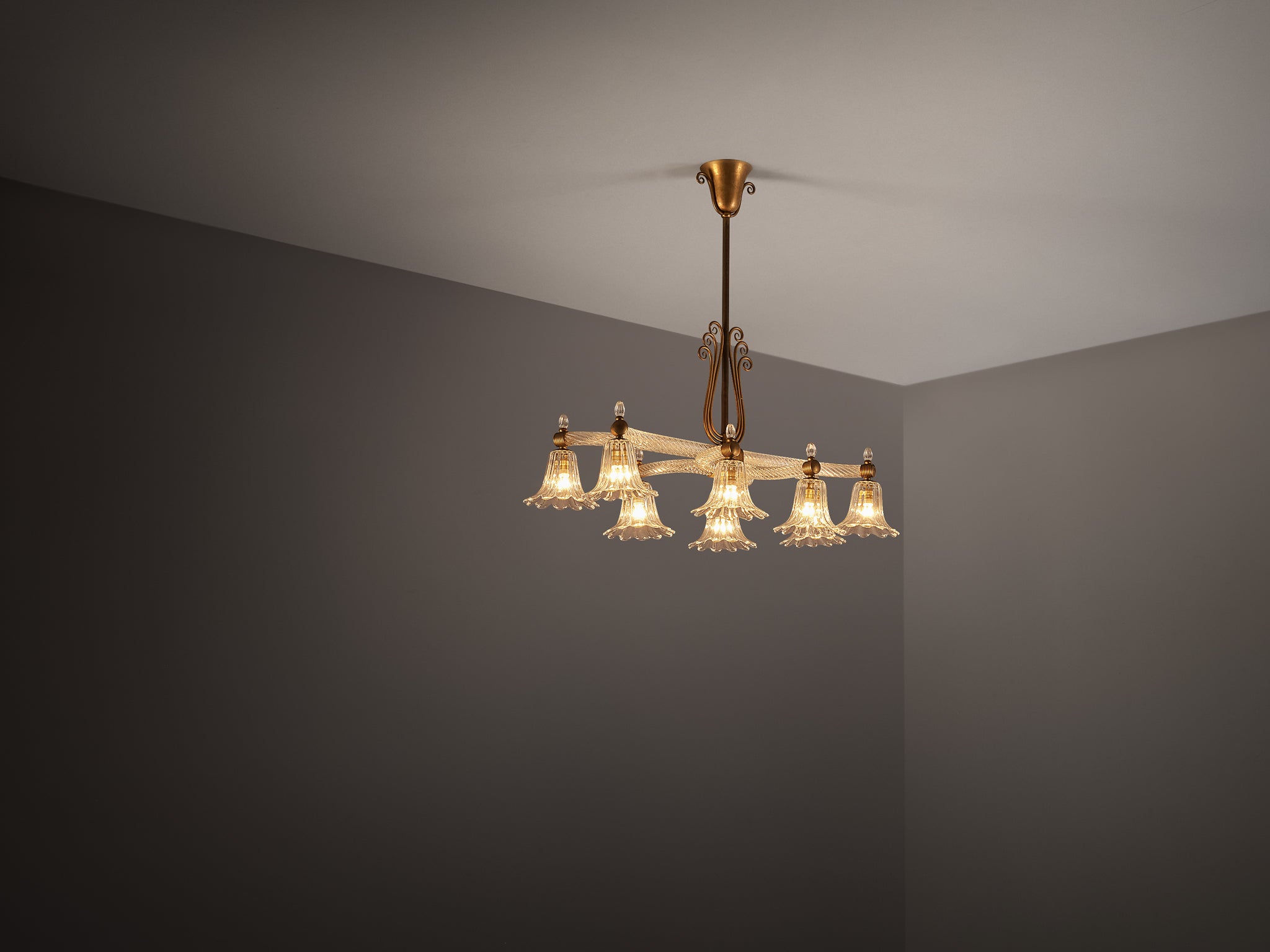 Barovier & Toso Large Italian Chandelier in Crystal Glass and Brass Lighting Morentz