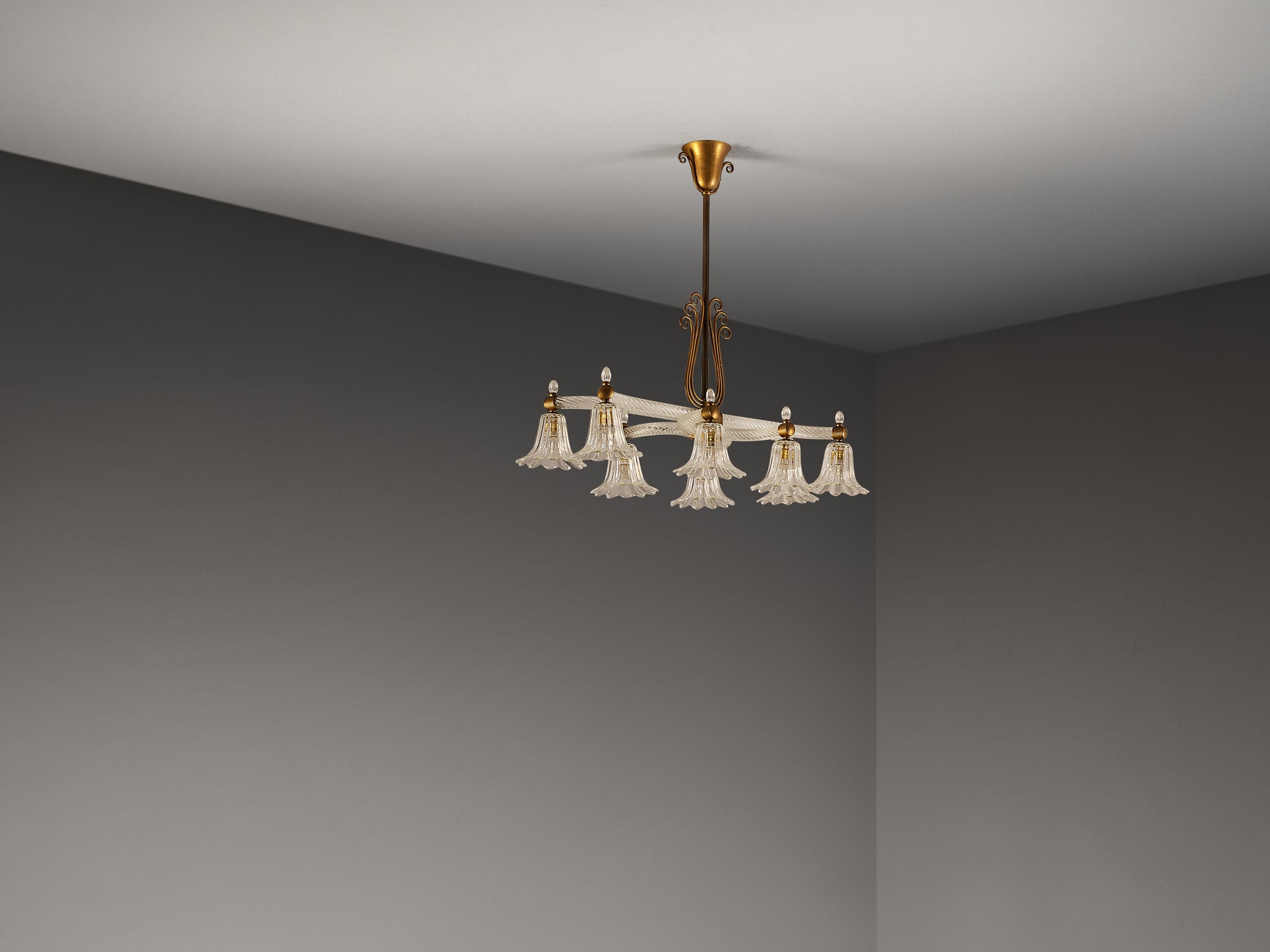 Barovier & Toso Large Italian Chandelier in Crystal Glass and Brass Lighting Morentz