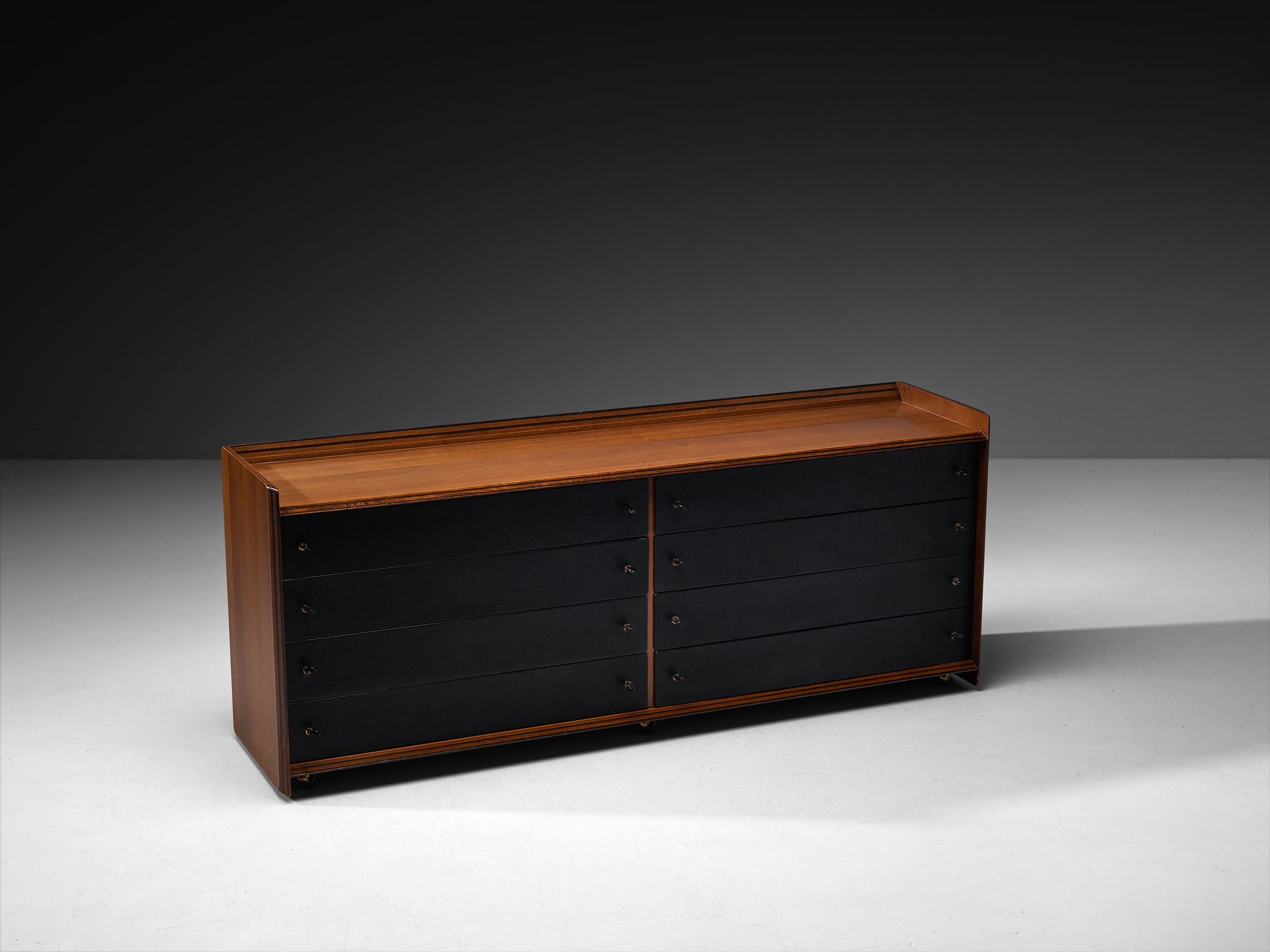 Afra & Tobia Scarpa 'Artona' Chest of Drawers in Black Leather and Walnut Case pieces and storage cabinets Morentz