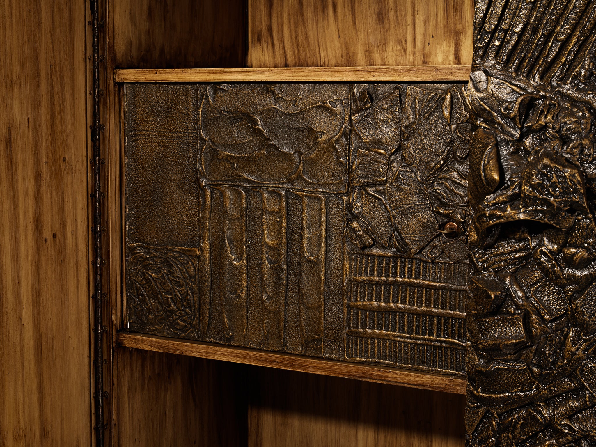 Paul Evans for Directional Large-Scaled Wall-Mounted 'PE 122' Bar Cabinet in Sculpted Bronze Case pieces and storage cabinets Morentz