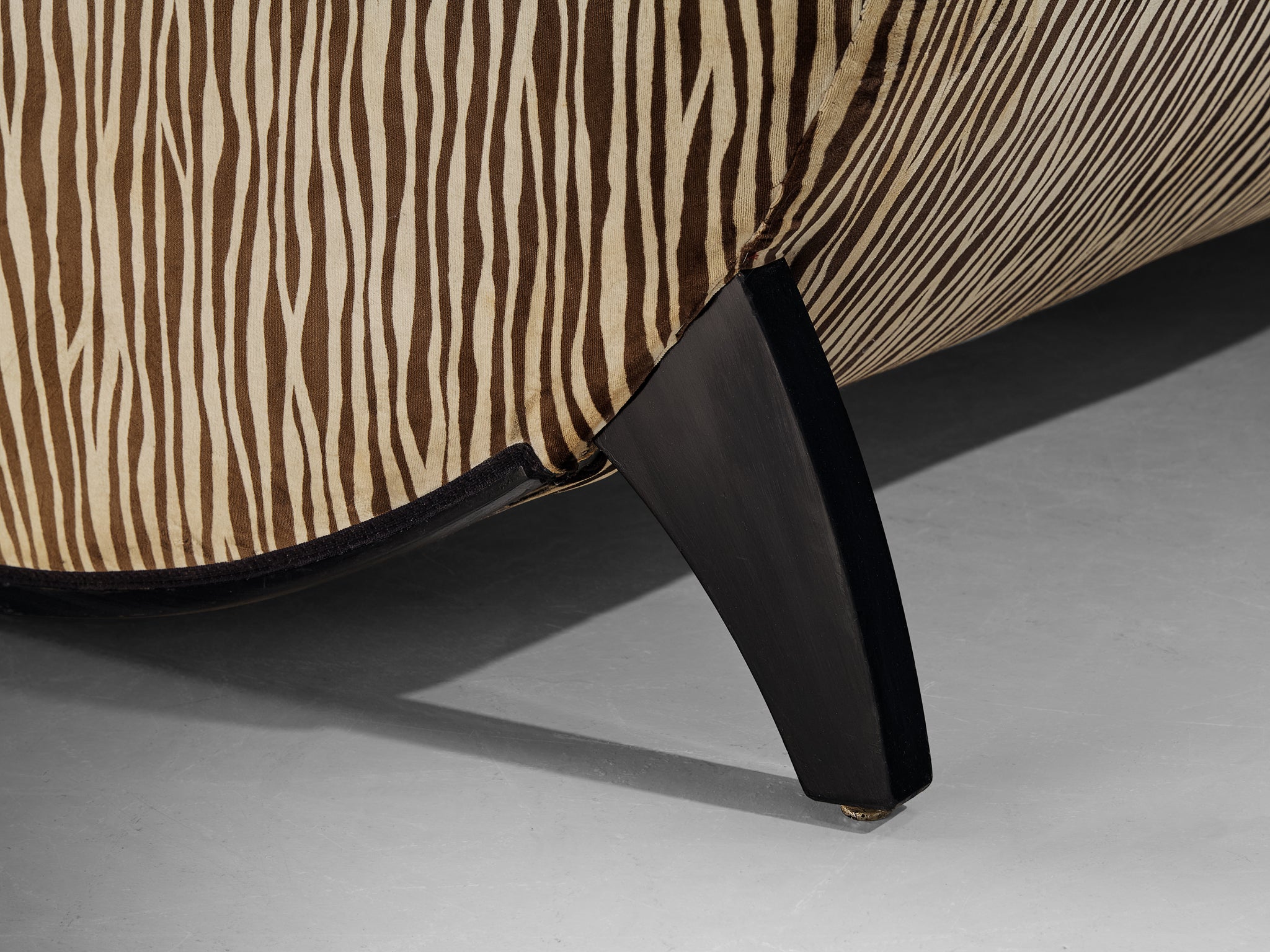 Levitan Décoration French Art Deco Sofa Seating Morentz