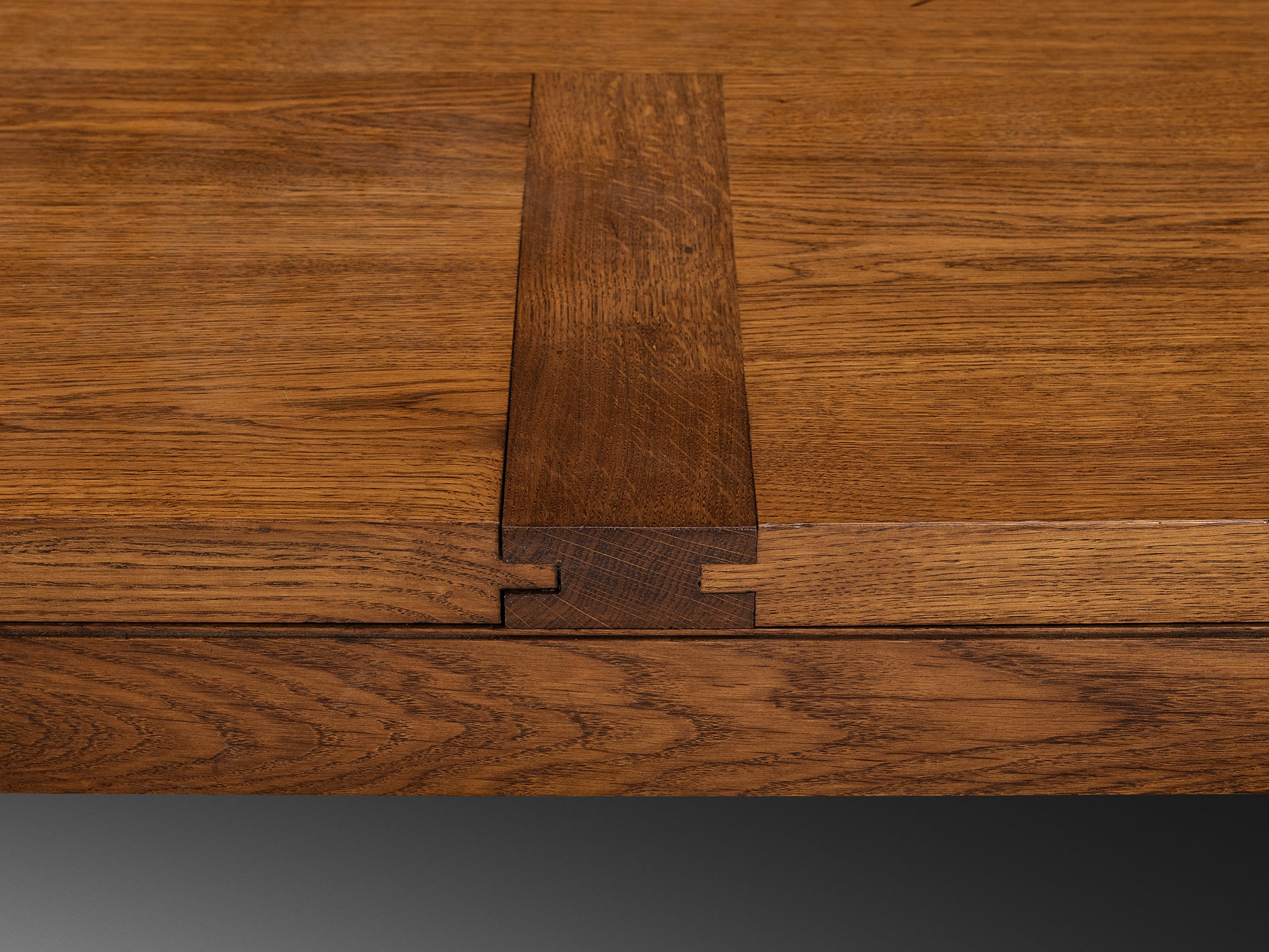 Italian Mid-Century Modernist Dining Table in Oak Tables Morentz