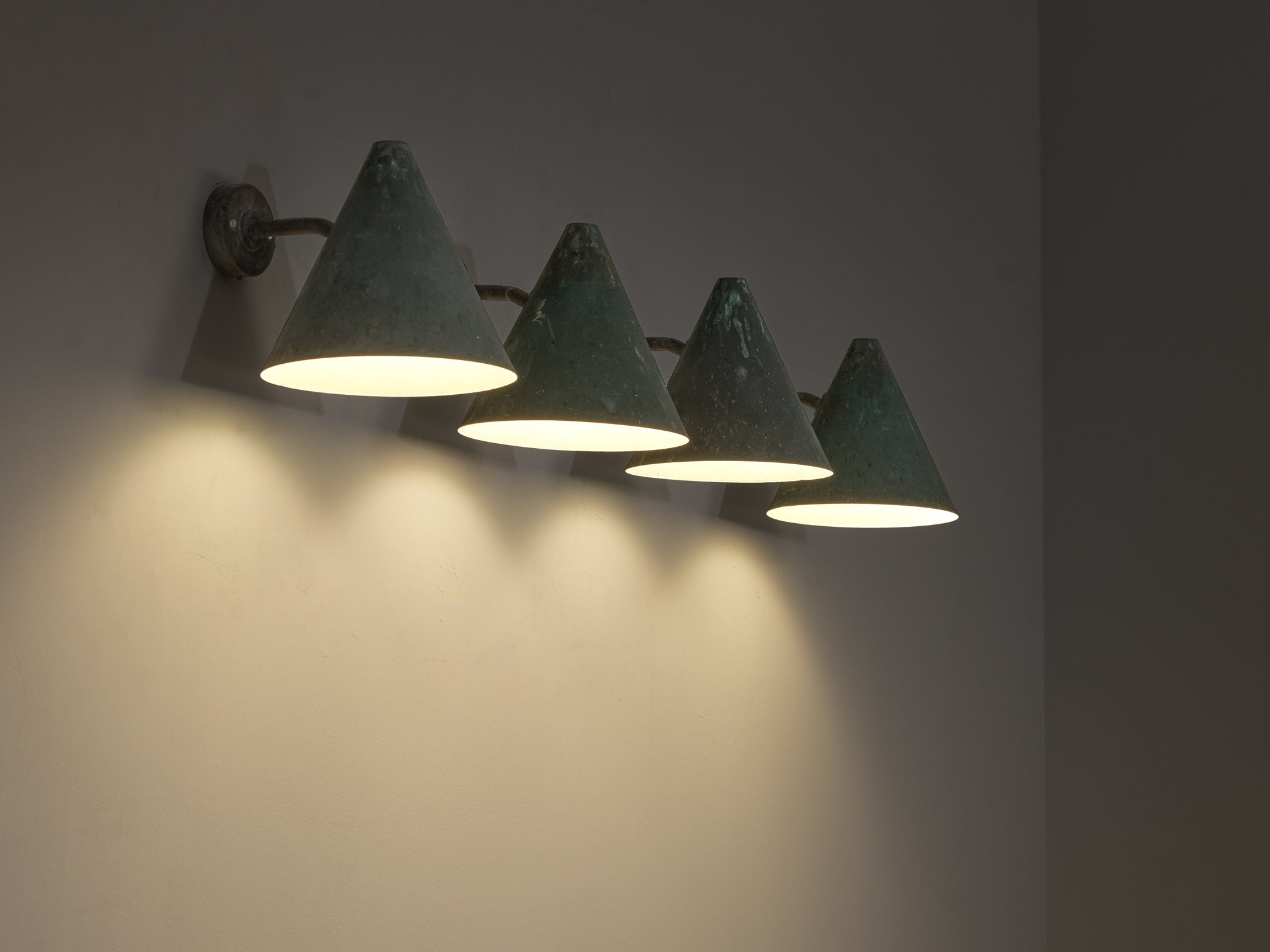 ヴィンテージ 北欧【Gense】Harlequin ポストモダン ガラスオブジェ Hans-Agne Jakobsson 'Tratten' Wall Lights in Patinated Copper