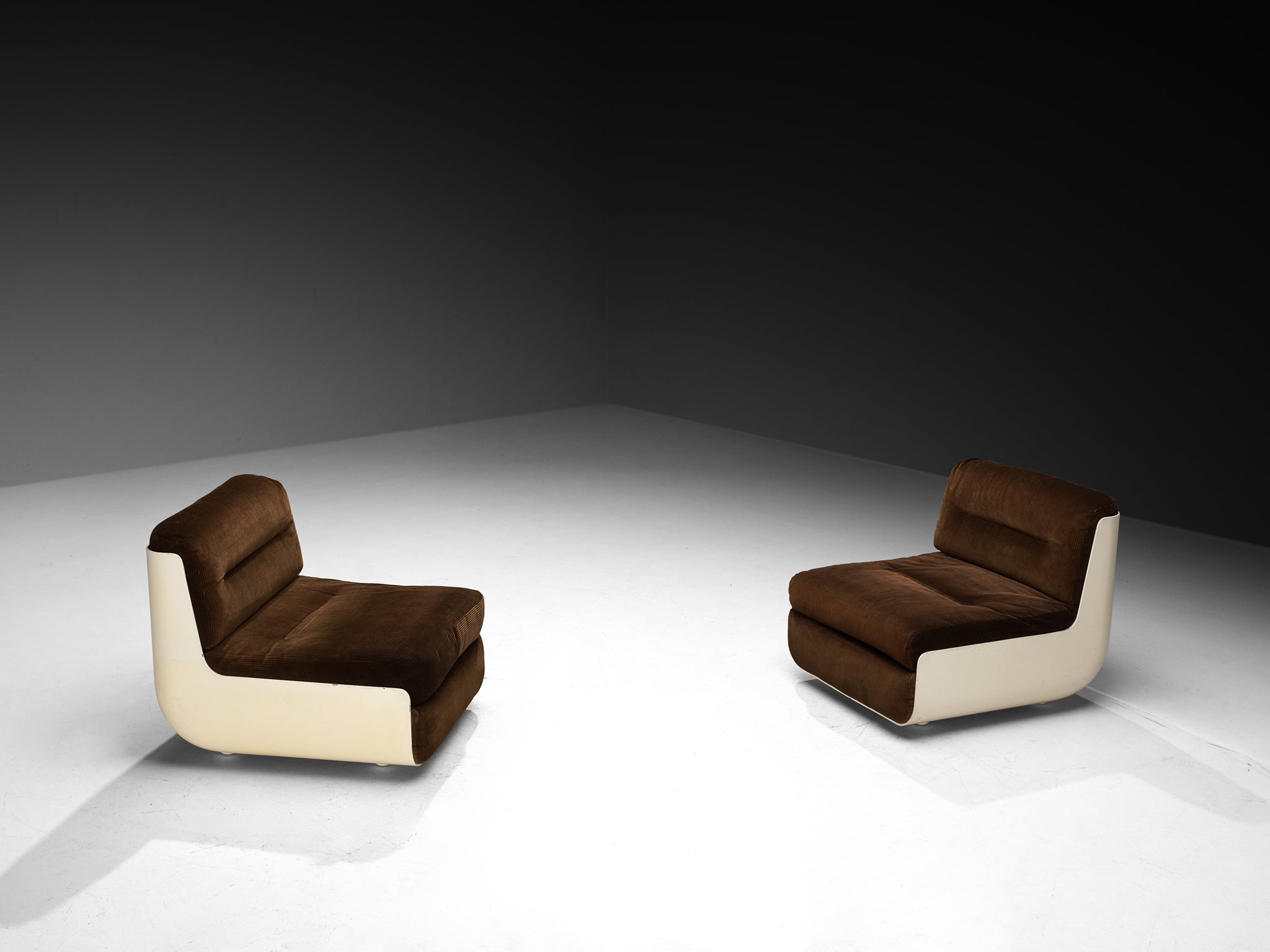 Rodolfo Bonetto and Giotto Stoppino for Tarlisio Pair of 'Bossa' Lounge Chairs in Fiberglass Seating Morentz