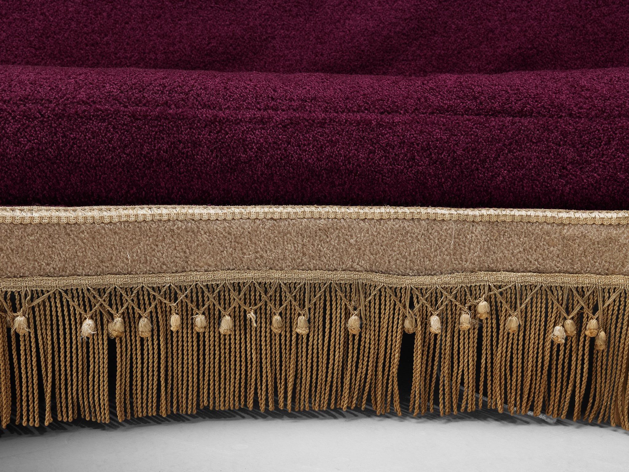 Italian Mid-Century Modern Curved Sofa Seating Morentz