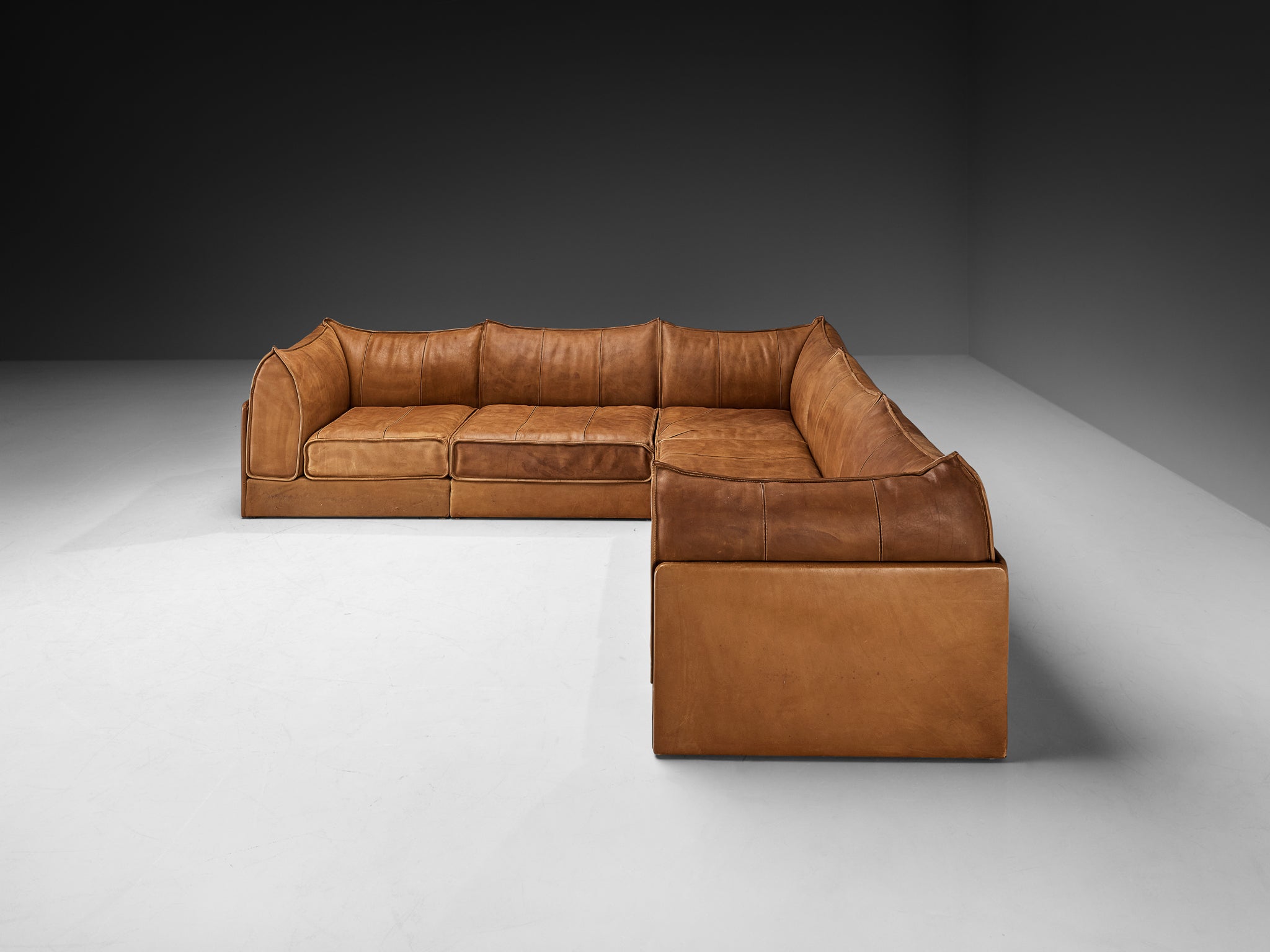 De Sede 'Pagoda' DS-19 Sectional Sofa in Cognac Brown Leather Seating Morentz