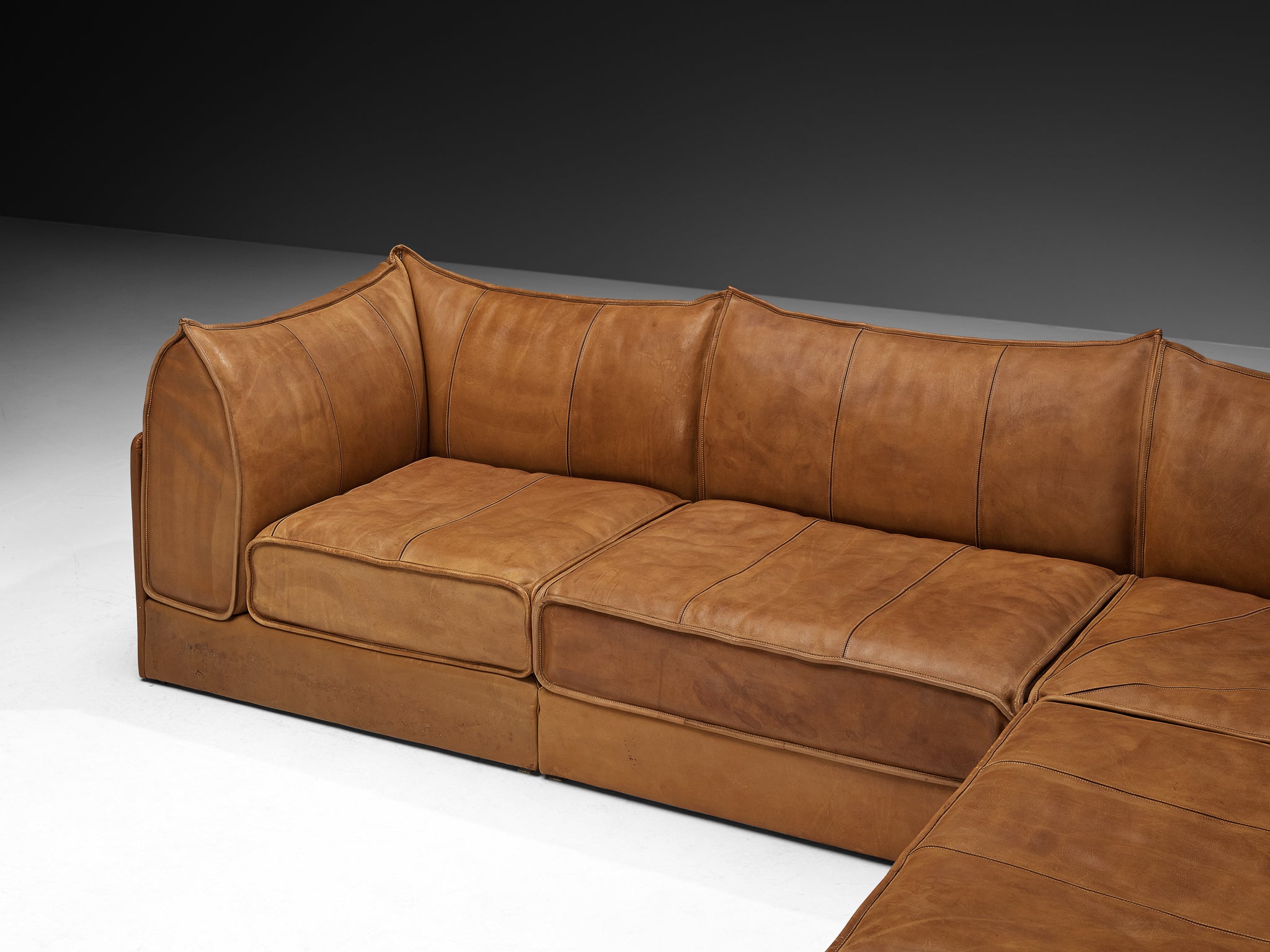 De Sede 'Pagoda' DS-19 Sectional Sofa in Cognac Brown Leather Seating Morentz