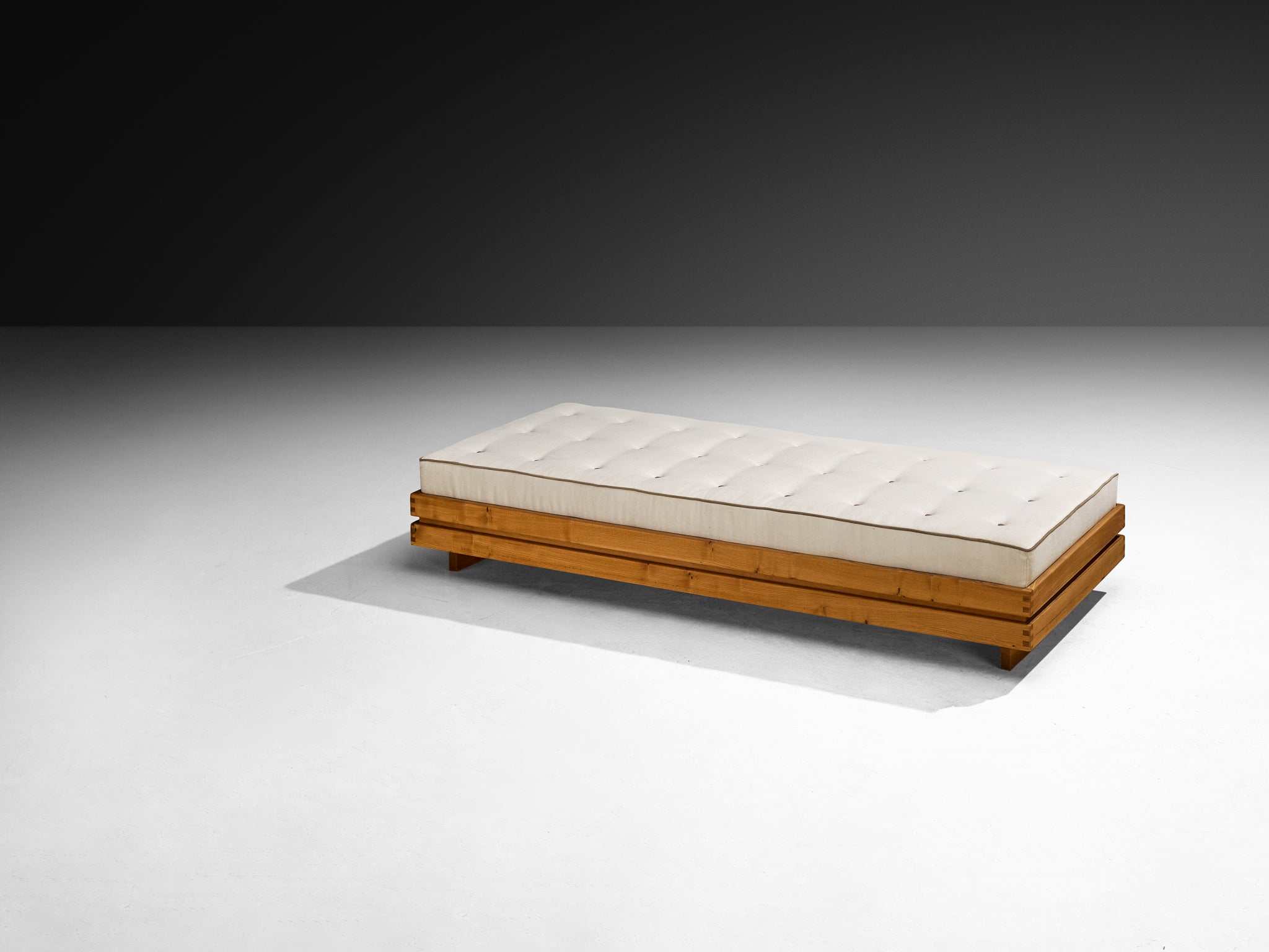 Maison Regain Daybed in Solid Elm Seating Morentz