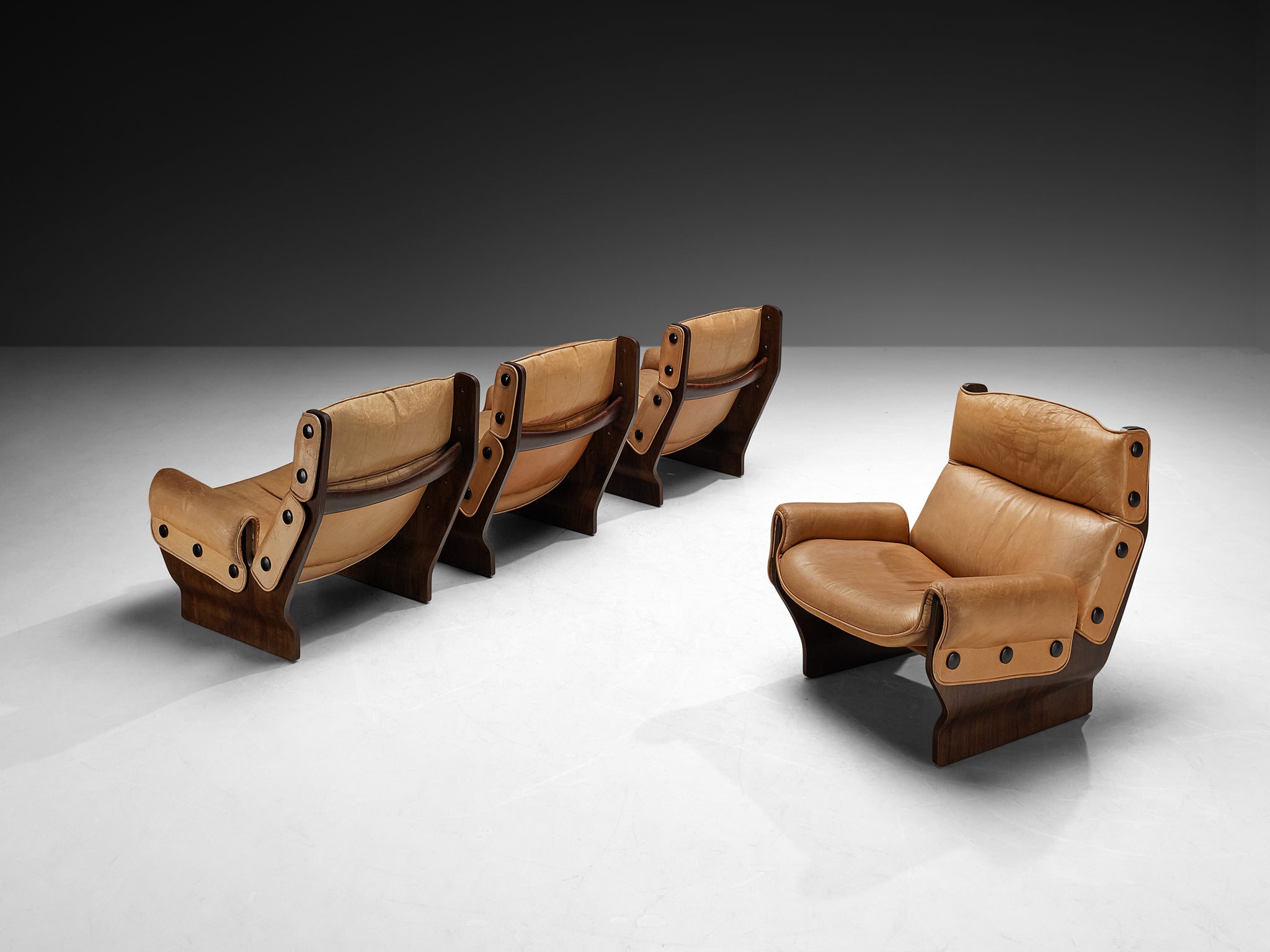 Osvaldo Borsani for Tecno 'Canada' Lounge Chairs in Cognac Brown Leather and Wood Seating Morentz