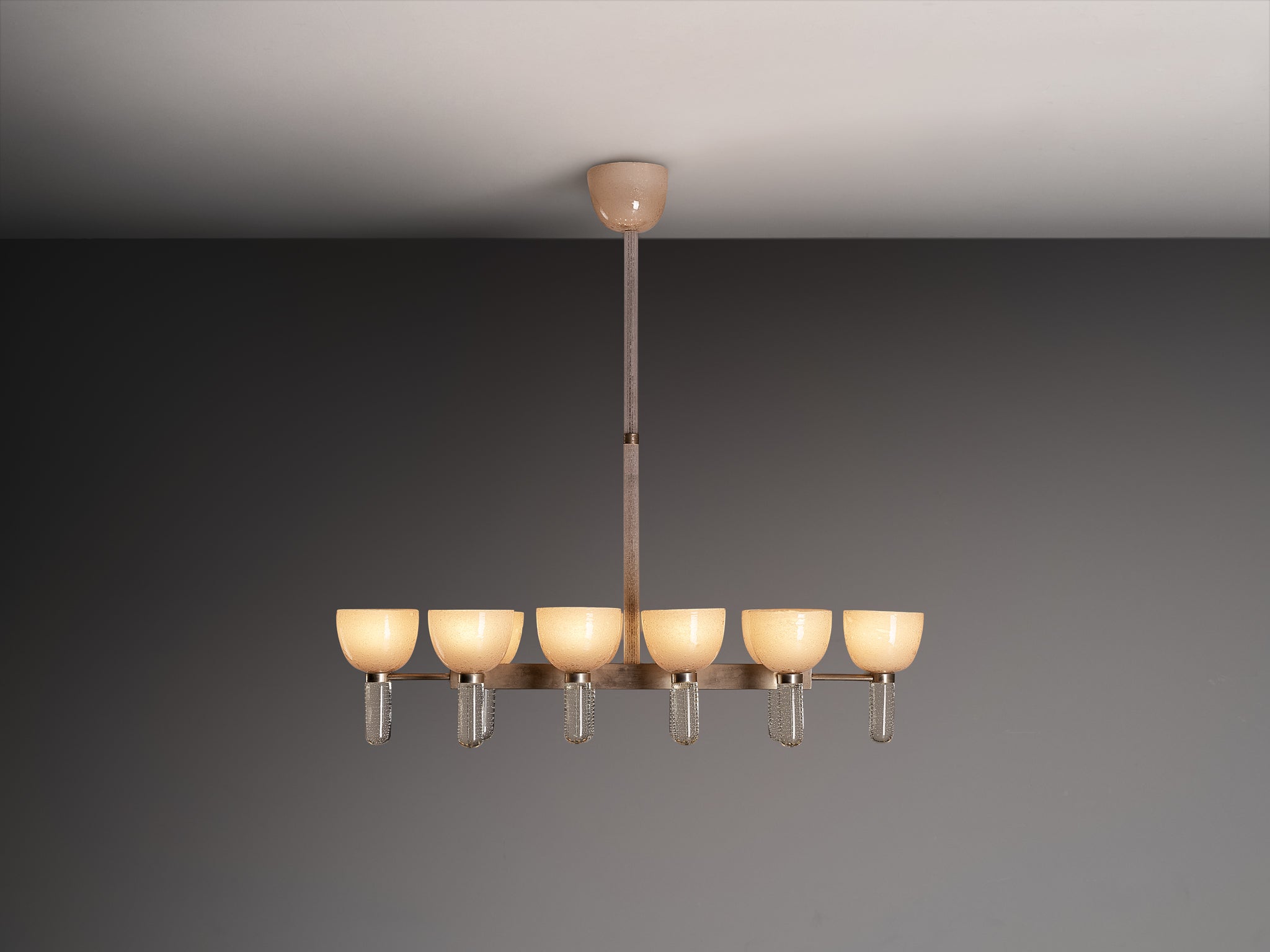 Seguso Vetri d’Arte Chandelier in Light Pink Murano Pulegoso Glass Lighting Morentz