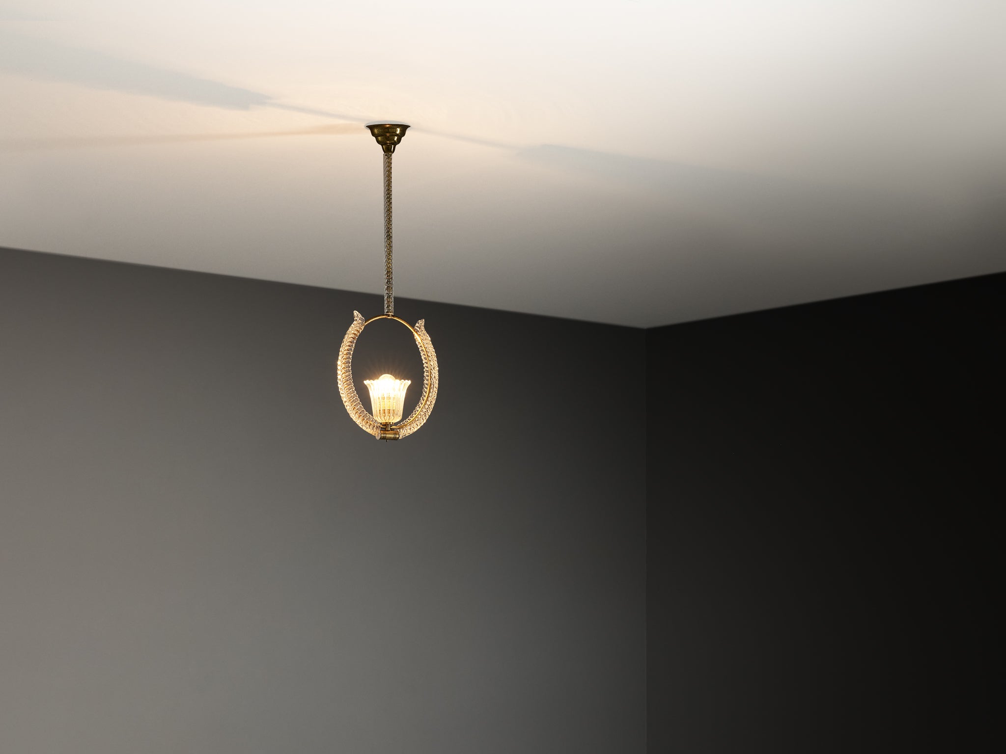 1940s Italian Art Deco Pendant Lamp with Chalice-Shaped Centre in Glass and Brass Lighting Morentz