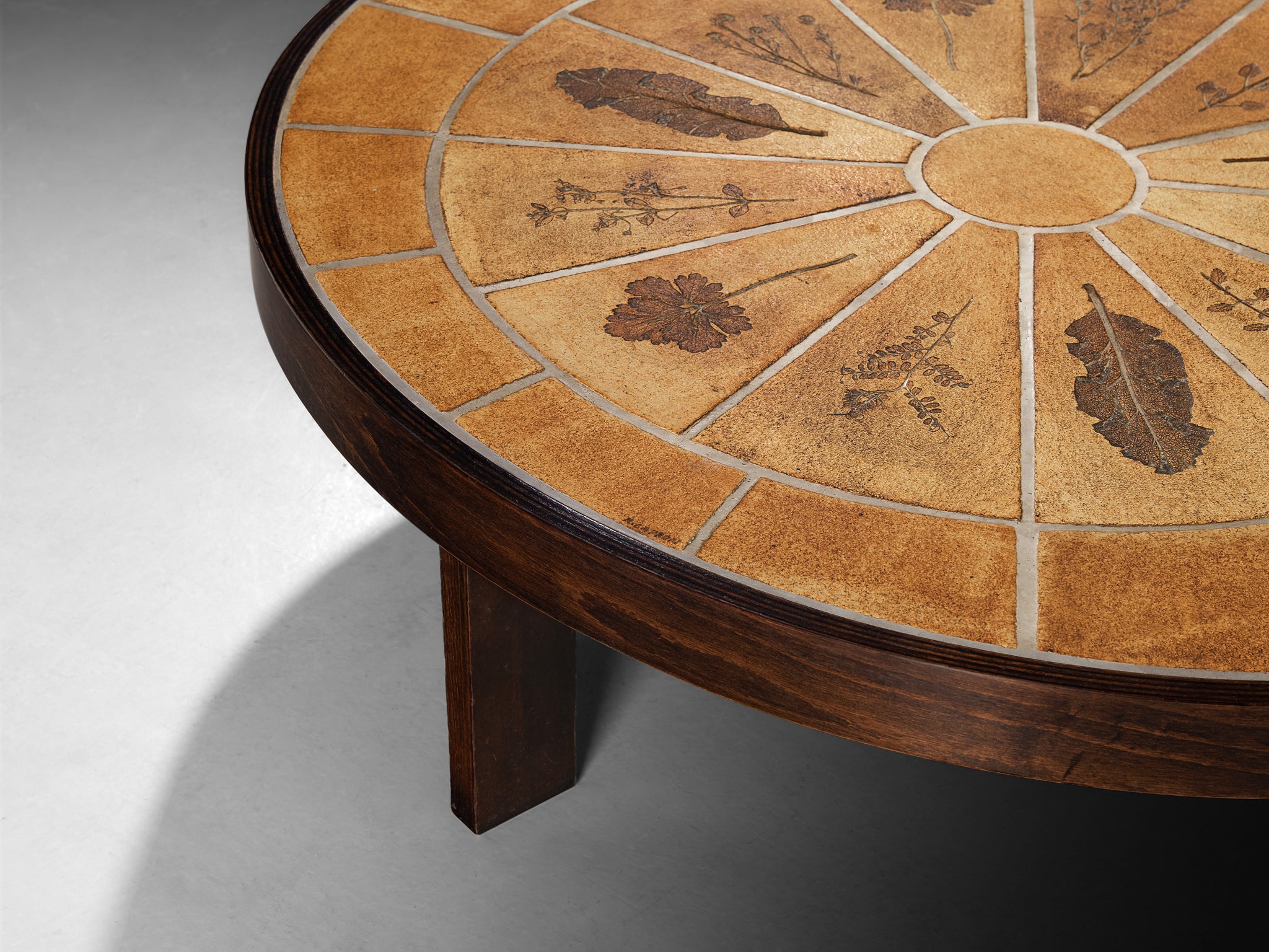 Roger Capron Round Coffee Table with Floral Imprints in Ceramic and Wood Tables Morentz
