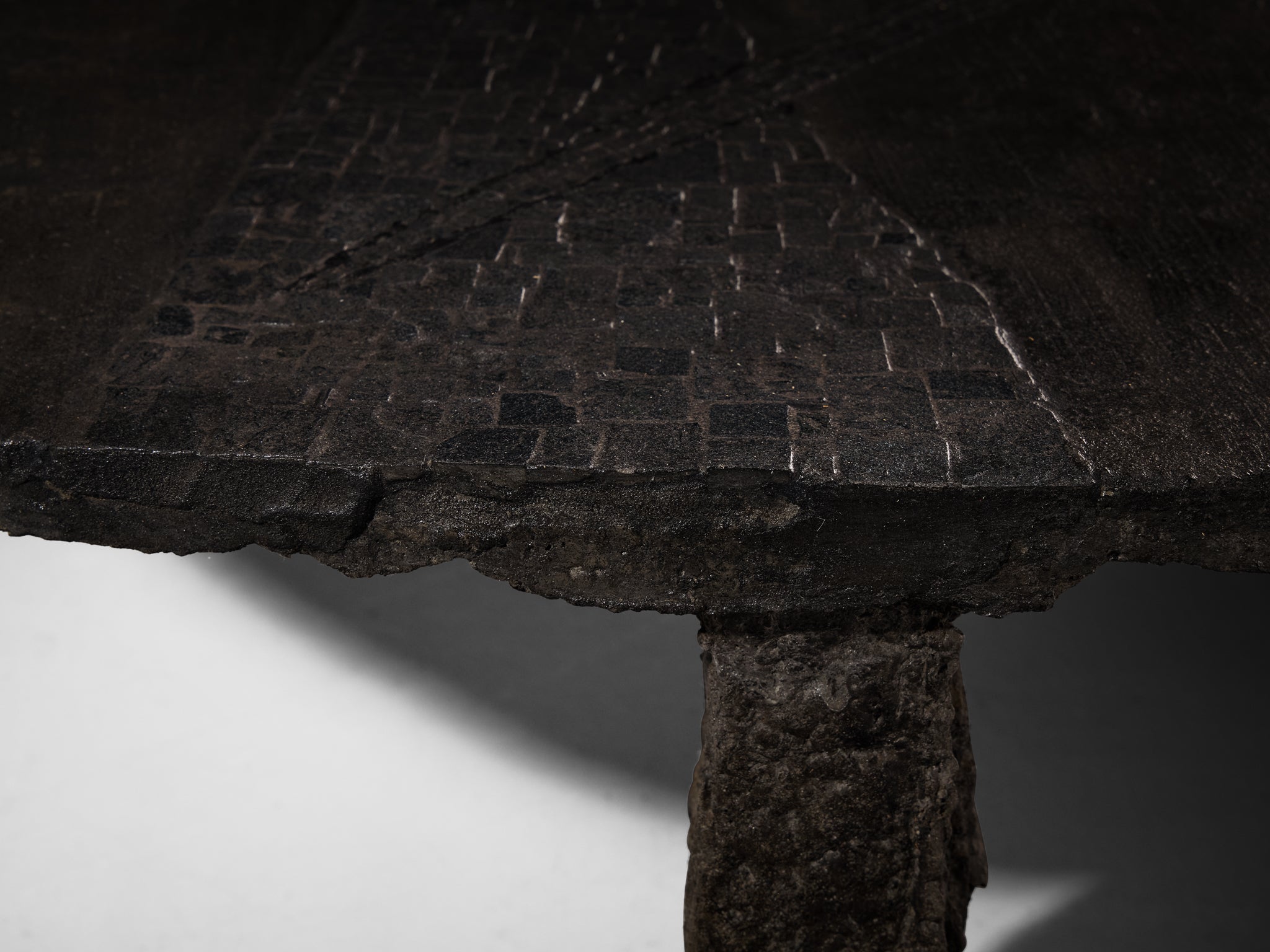 Pia Manu Coffee Table in Enameled Concrete and Brazilian Quartzite Tables Morentz
