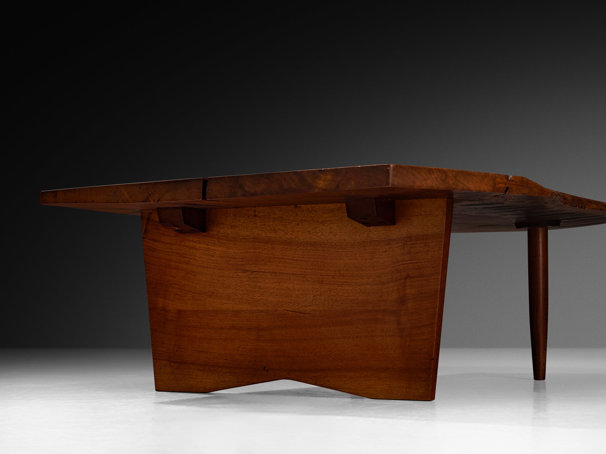 George Nakashima 'Slab' Coffee Table in English Walnut Tables Morentz