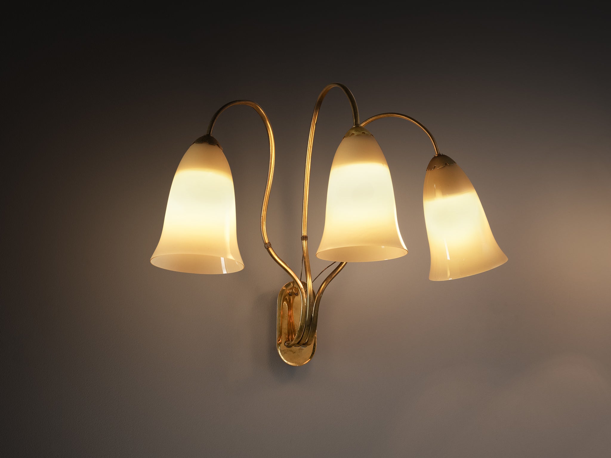 Rare Paavo Tynell for Taito Oy Pair of '9405' Wall Lights in Brass and Glass