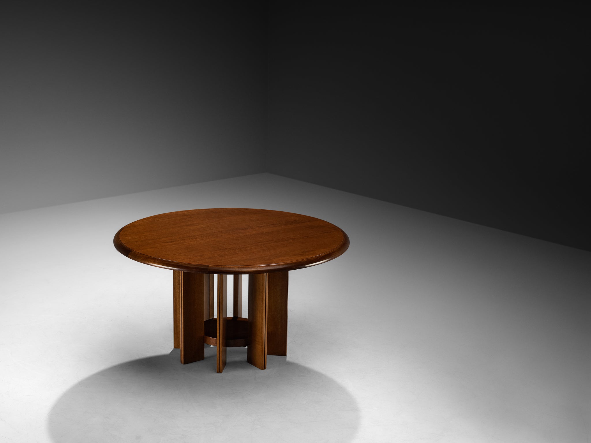 Italian Round Dining Table in Walnut Tables Morentz