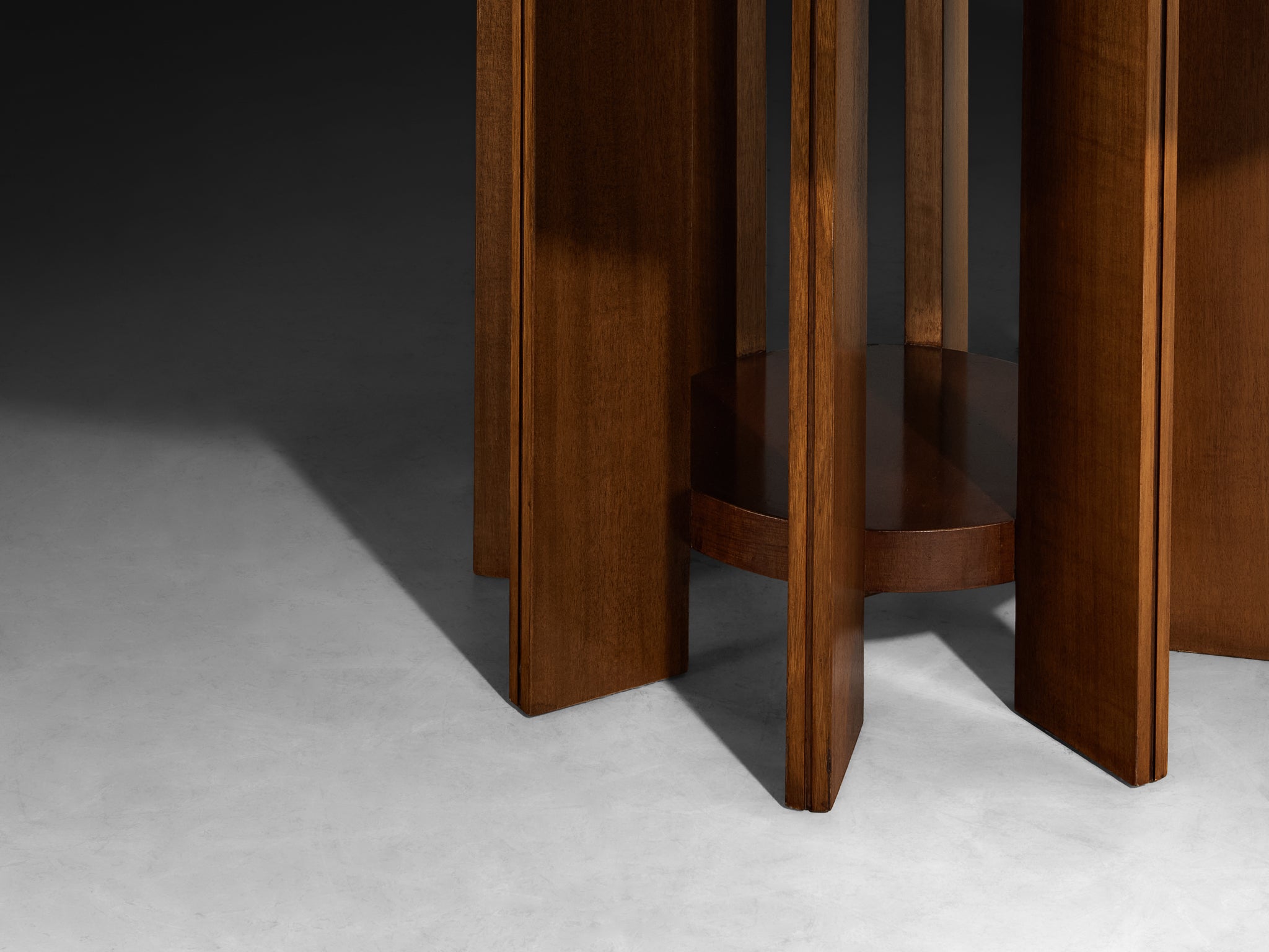 Italian Round Dining Table in Walnut Tables Morentz