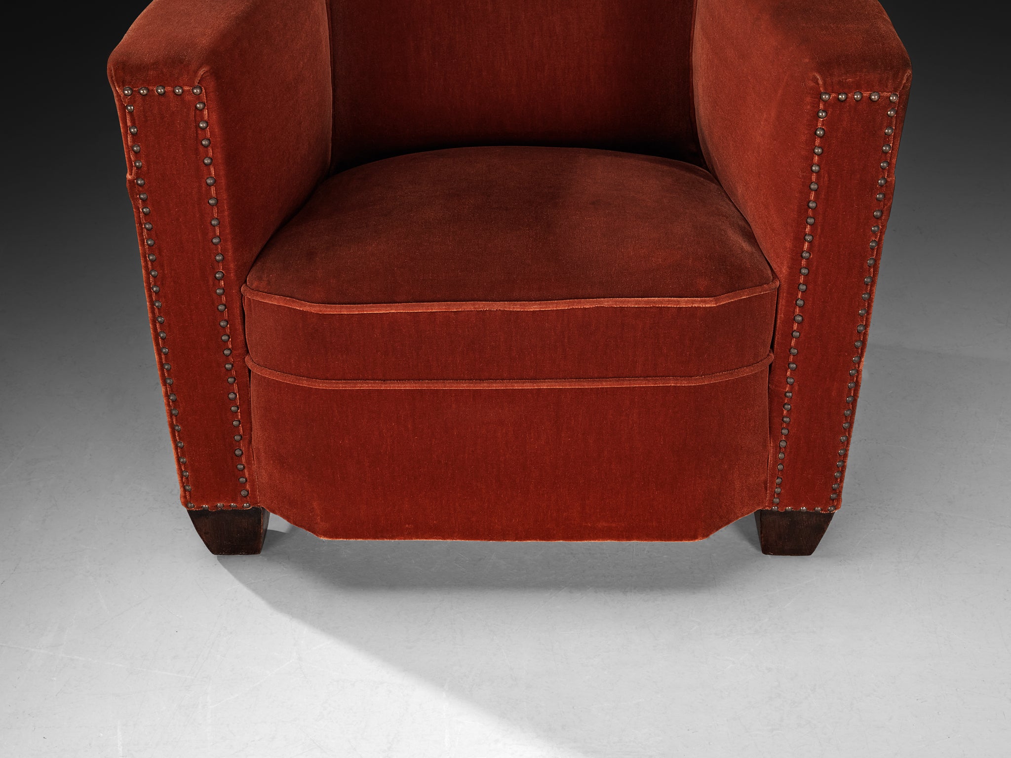 Elegant Art Deco Lounge Chair in Red Fabric Seating Morentz