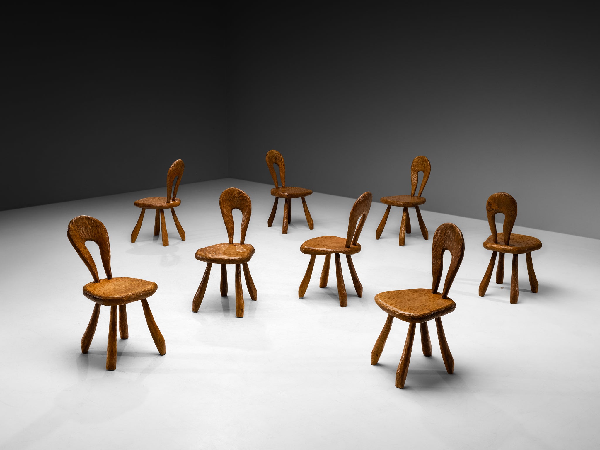 Brutalist French Set of Eight Dining Chairs in Gouge Solid Elm by Cabinetmaker Seating Morentz
