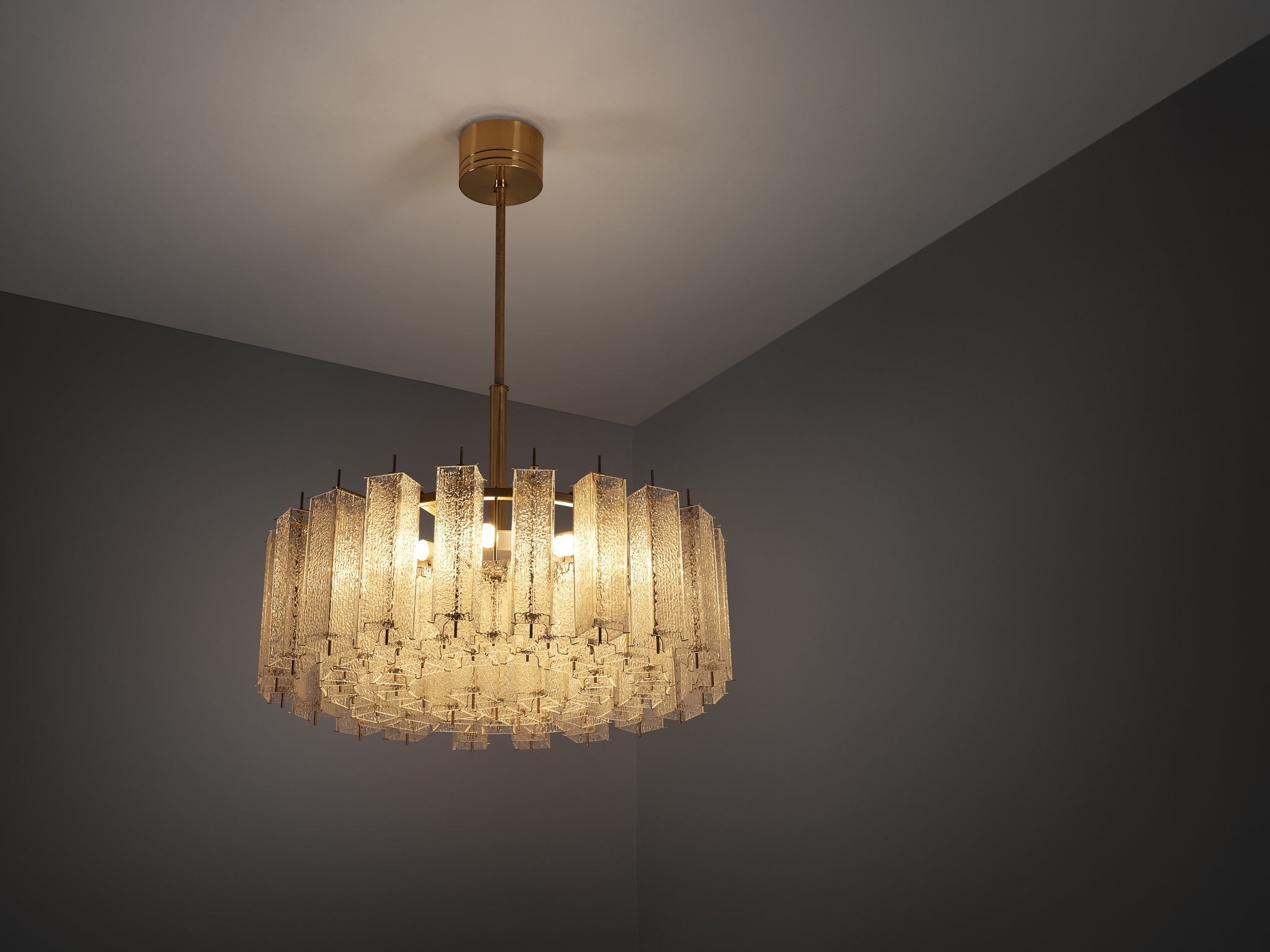 Large Mid Century Modern Glass & Brass Chandelier 97cm/38in Wide Lighting Morentz