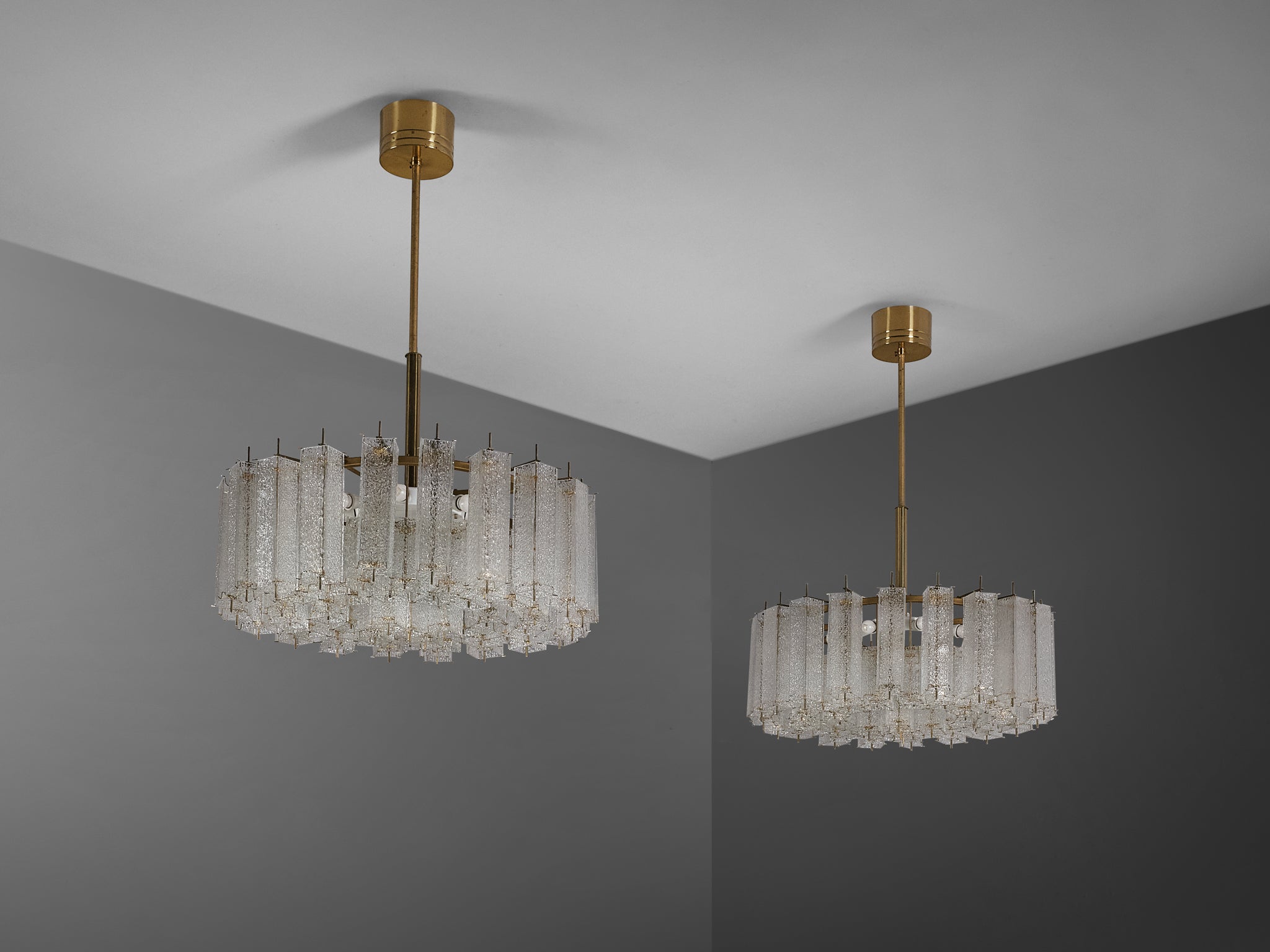 Large Mid Century Modern Glass & Brass Chandelier 97cm/38in Wide Lighting Morentz