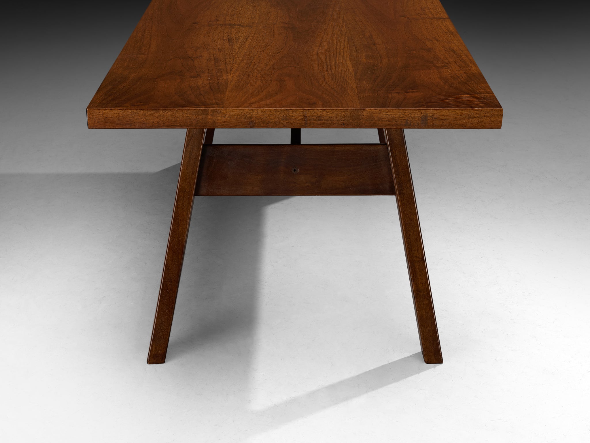Giovanni Michelucci for Poltronova 'Torbecchia' Dining Table in Walnut Tables Morentz