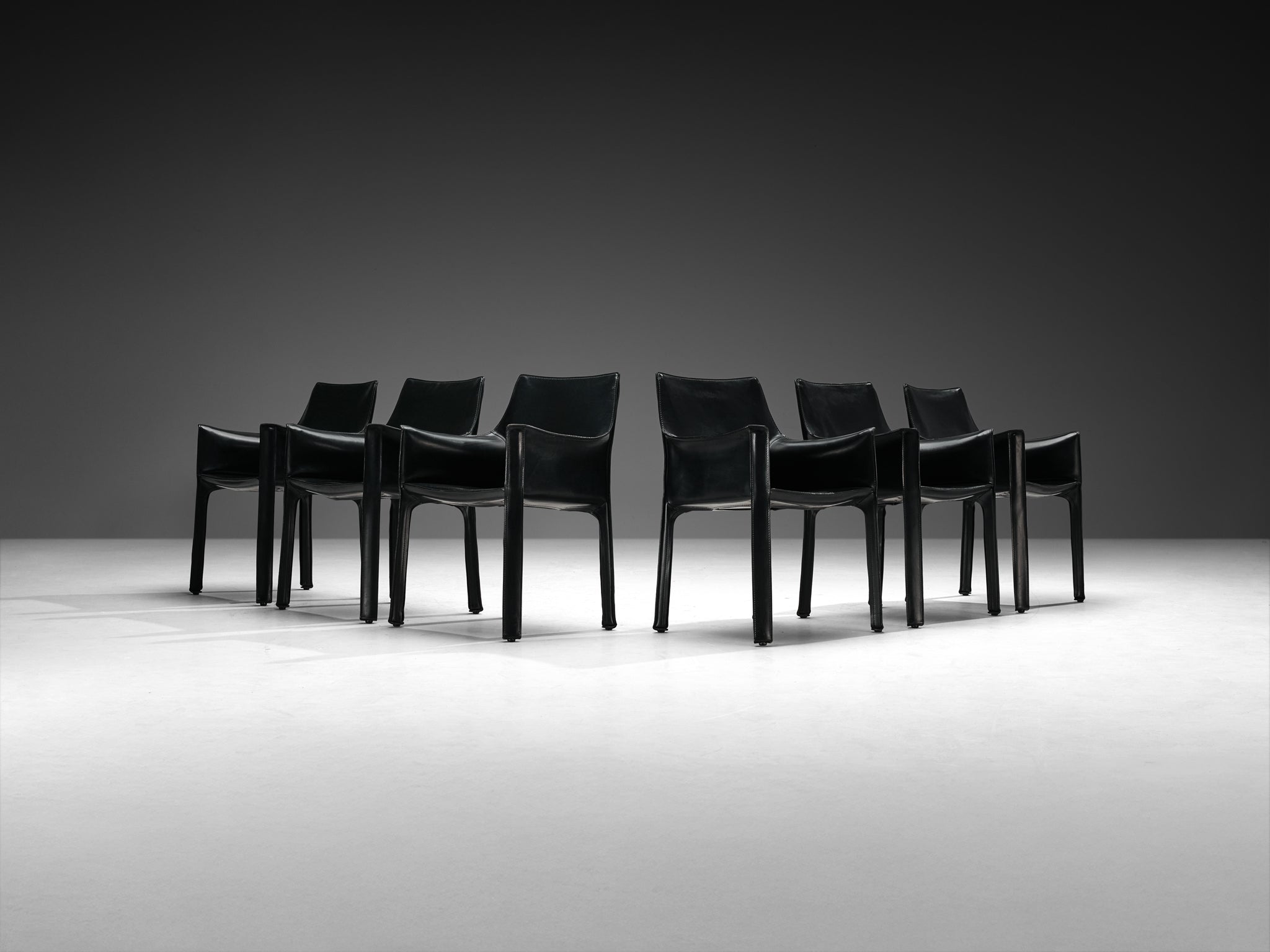 Mario Bellini Set of Six 'CAB 413' Dining Chairs in Black Leather Seating Morentz