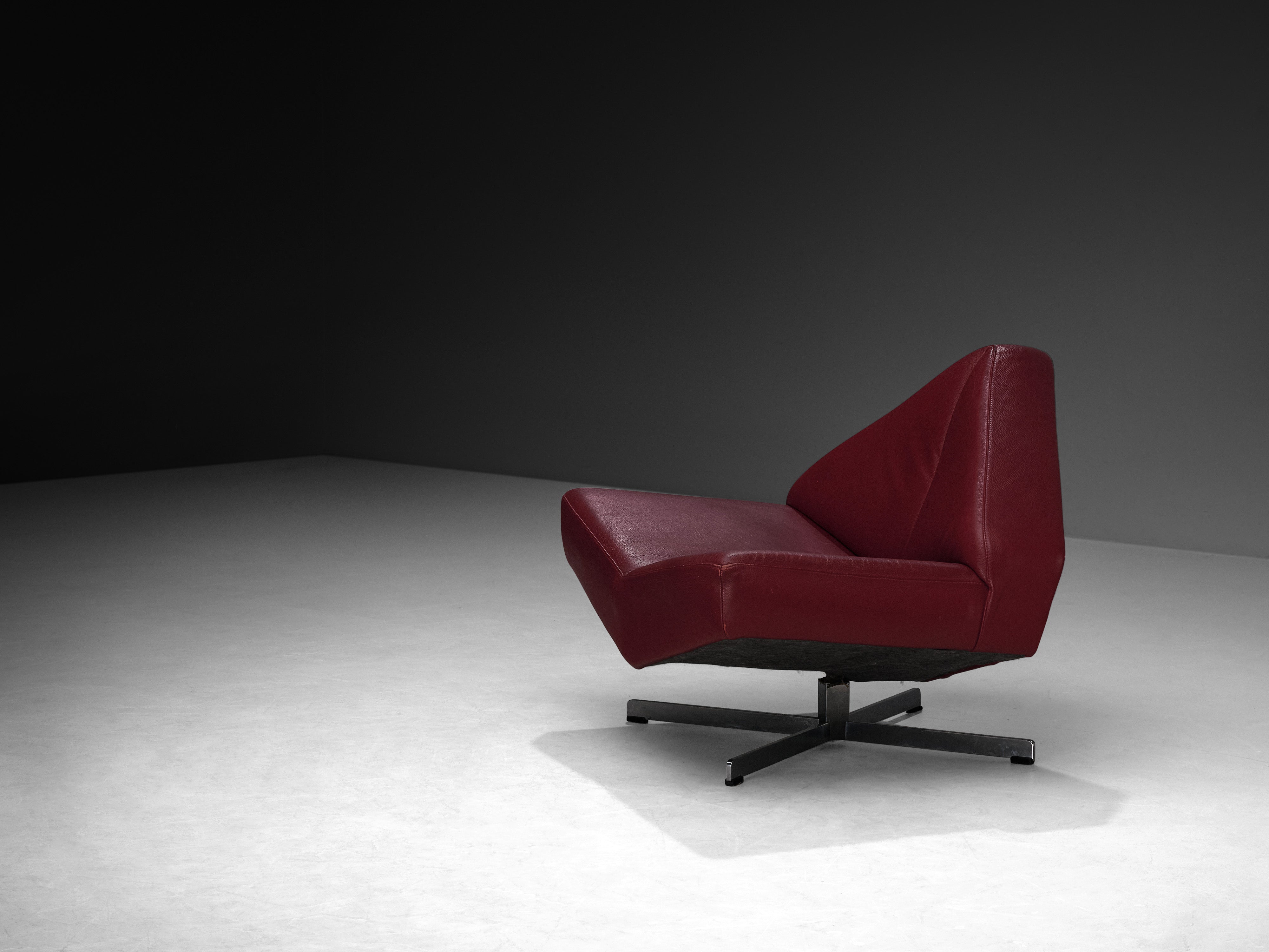 Pair of Rare Schmieder Angular Faceted 'Brasilia' Lounge Chairs in Cherry Red Leather and Steel Seating Morentz