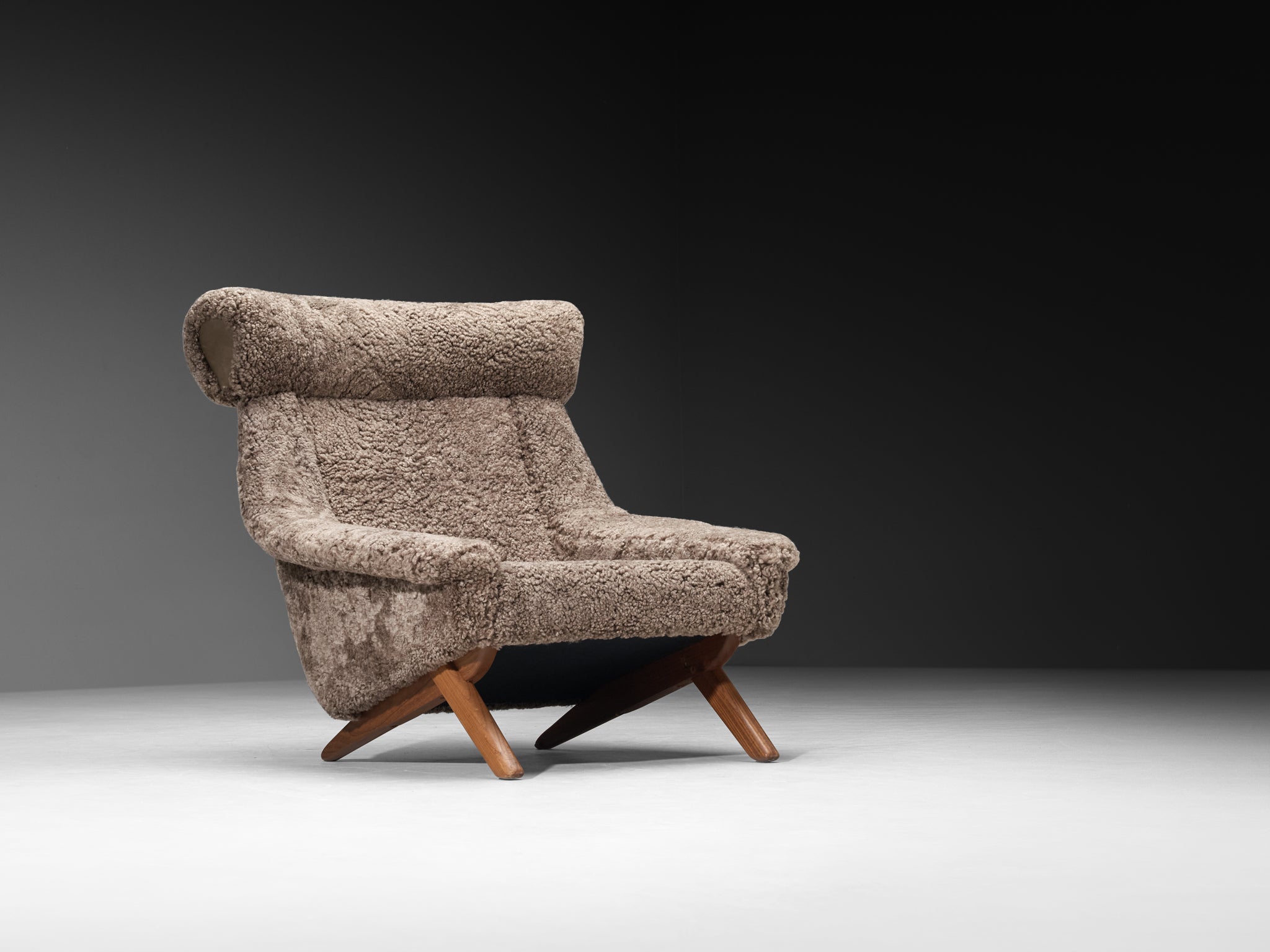 Illum Wikkelsø 'Ox' Lounge Chair in Grey Sheepskin Seating Morentz