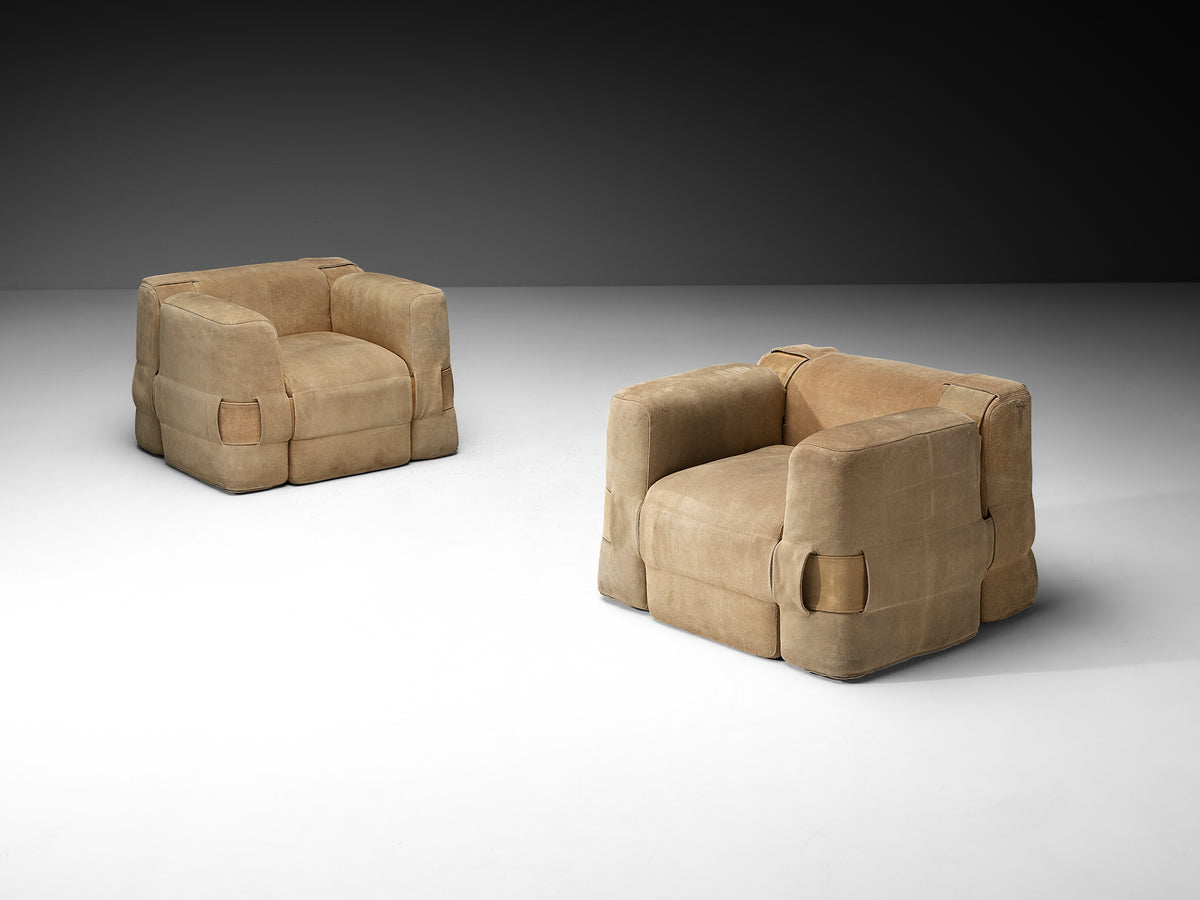 Mario Bellini for Cassina Pair of 'Quartet' Lounge Chairs in Beige Suede Seating Morentz