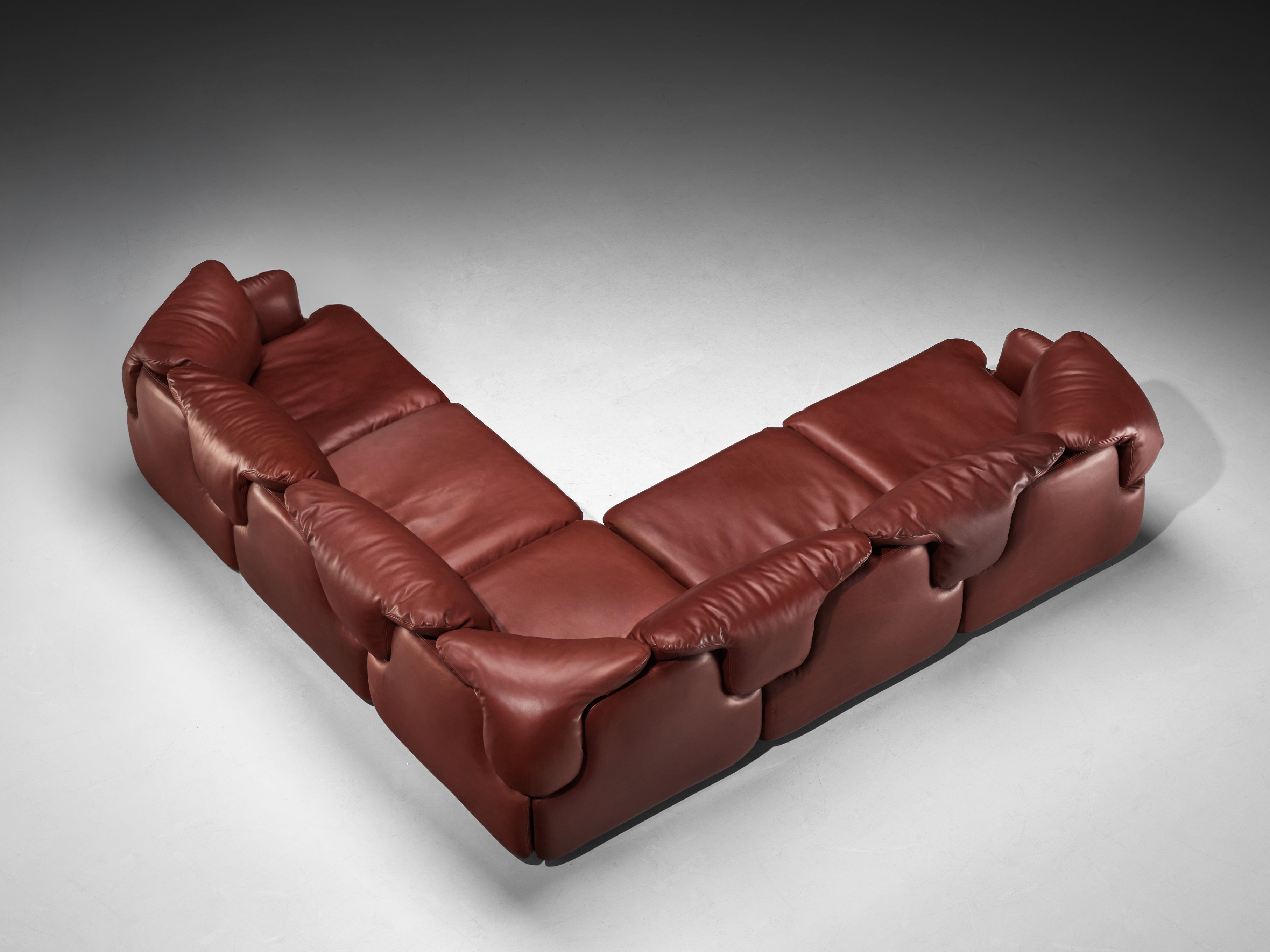 Alberto Rosselli for Saporiti Confidential Corner Sofa in Burgundy Leather Seating Morentz